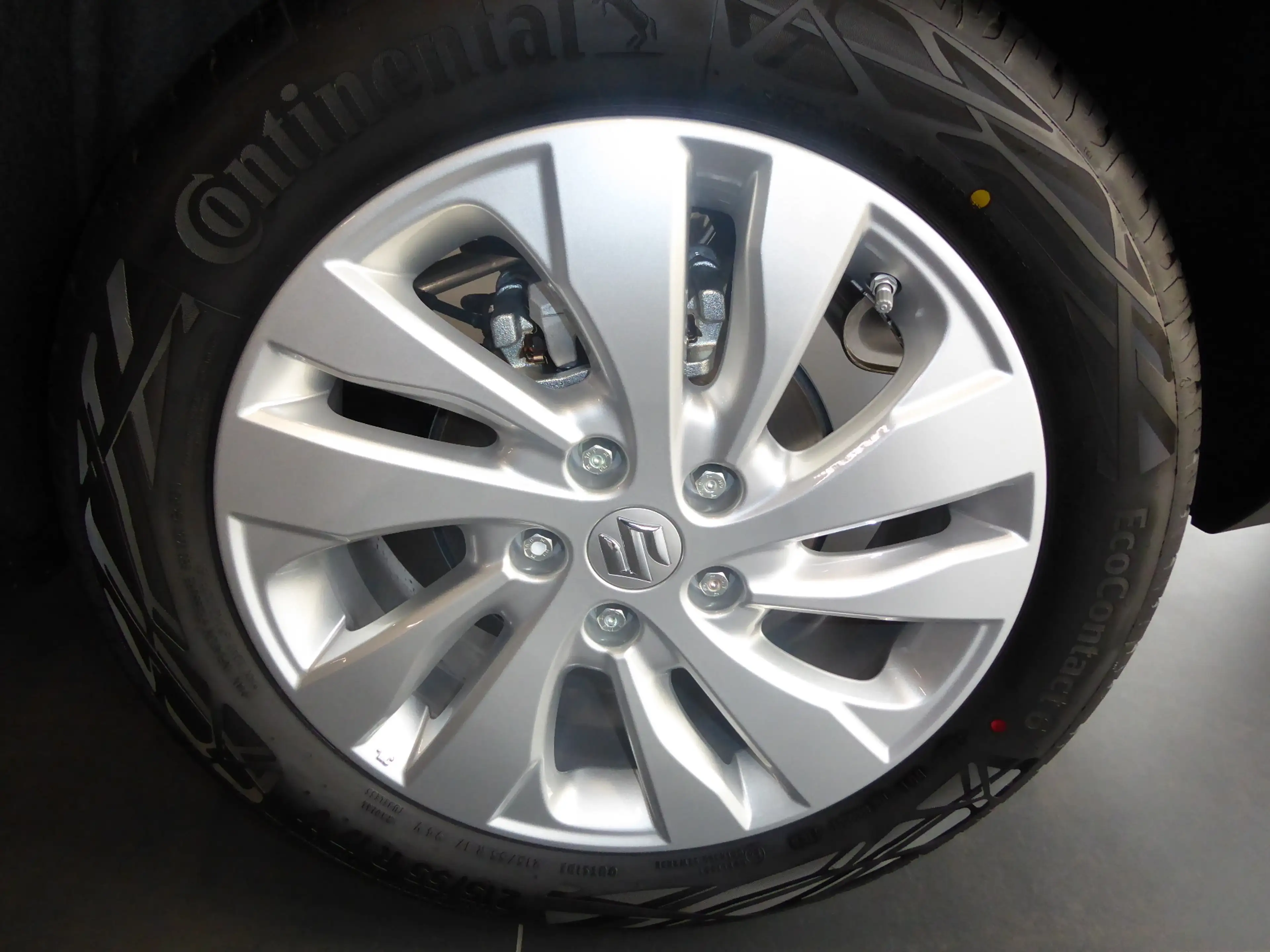 Suzuki SX4 S-Cross 1.4 Hybrid Edition — photo 4