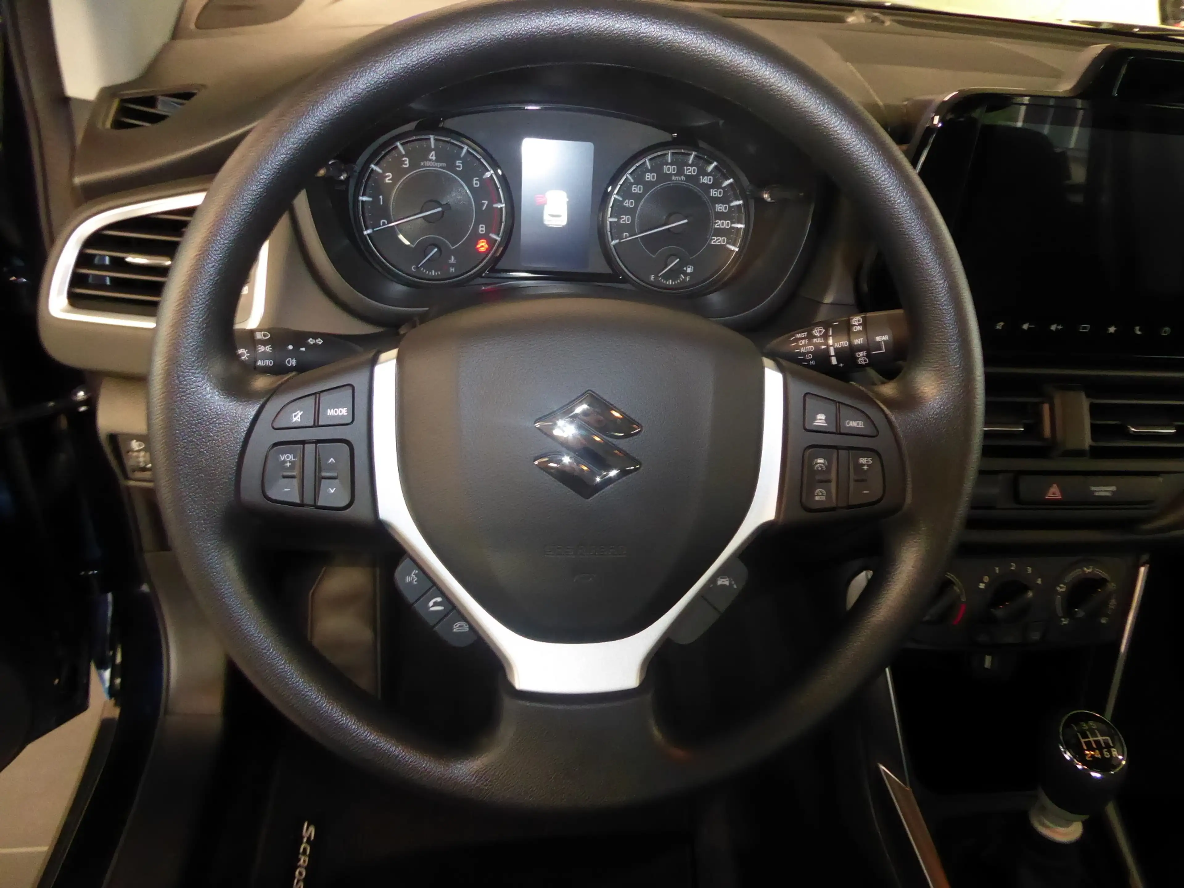 Suzuki SX4 S-Cross 1.4 Hybrid Edition — photo 9