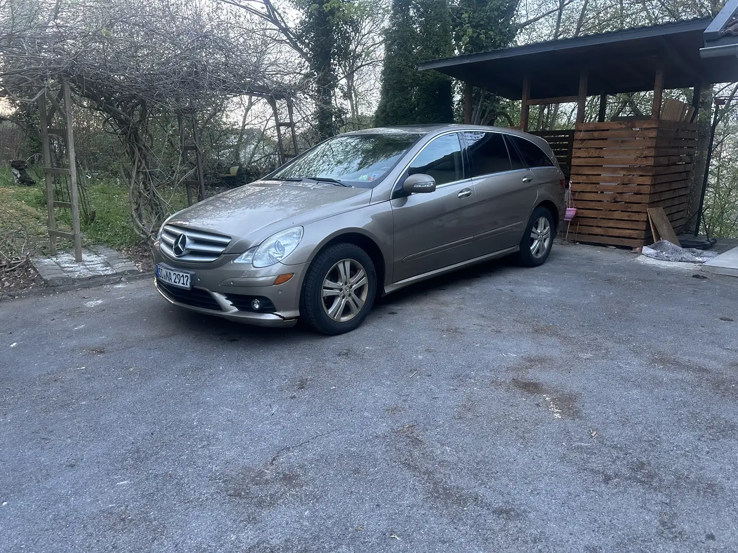 Mercedes-Benz R 350 4Matic 7G-TRONIC - 1