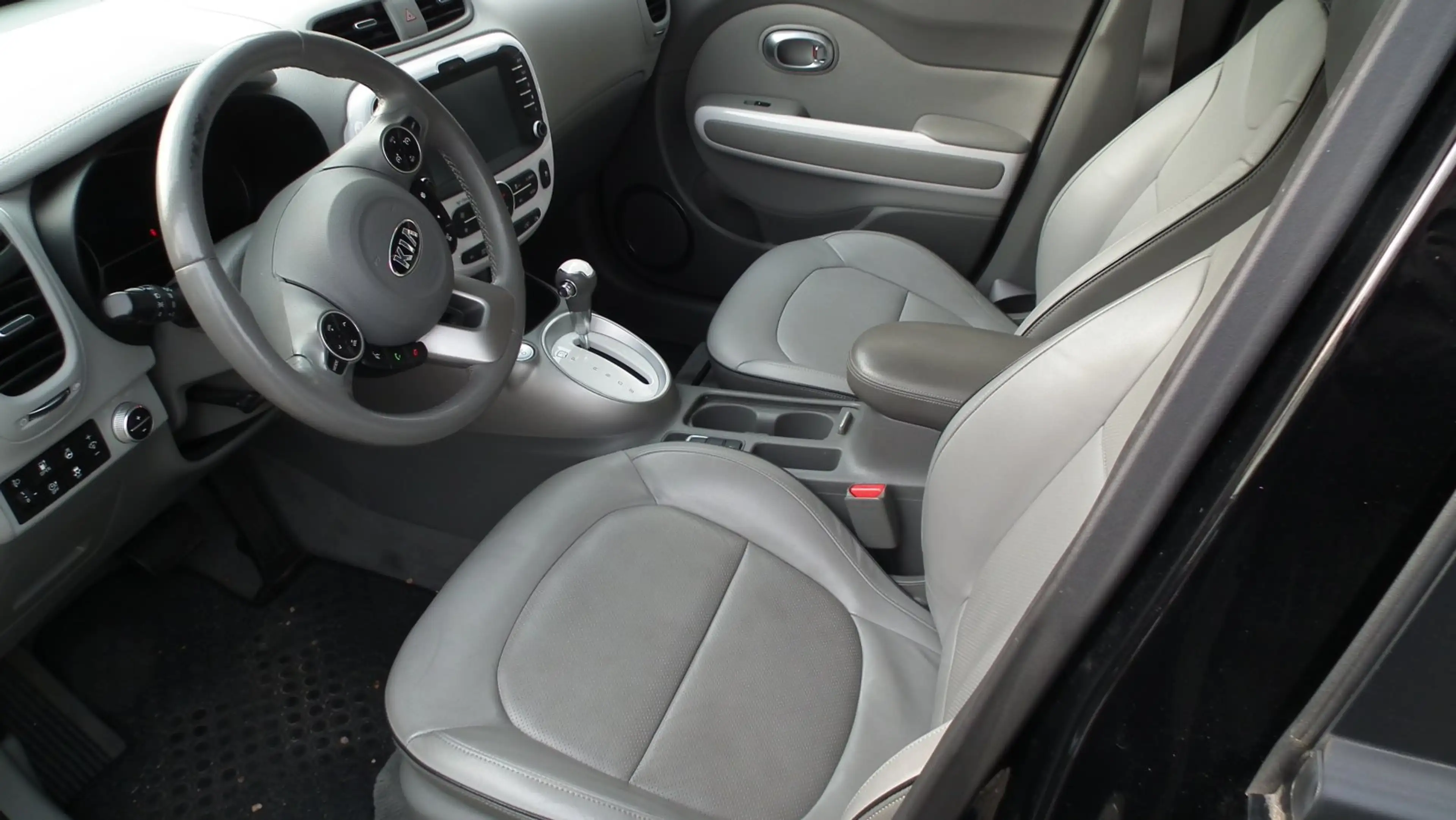 Kia Soul EV EV EV — photo 9