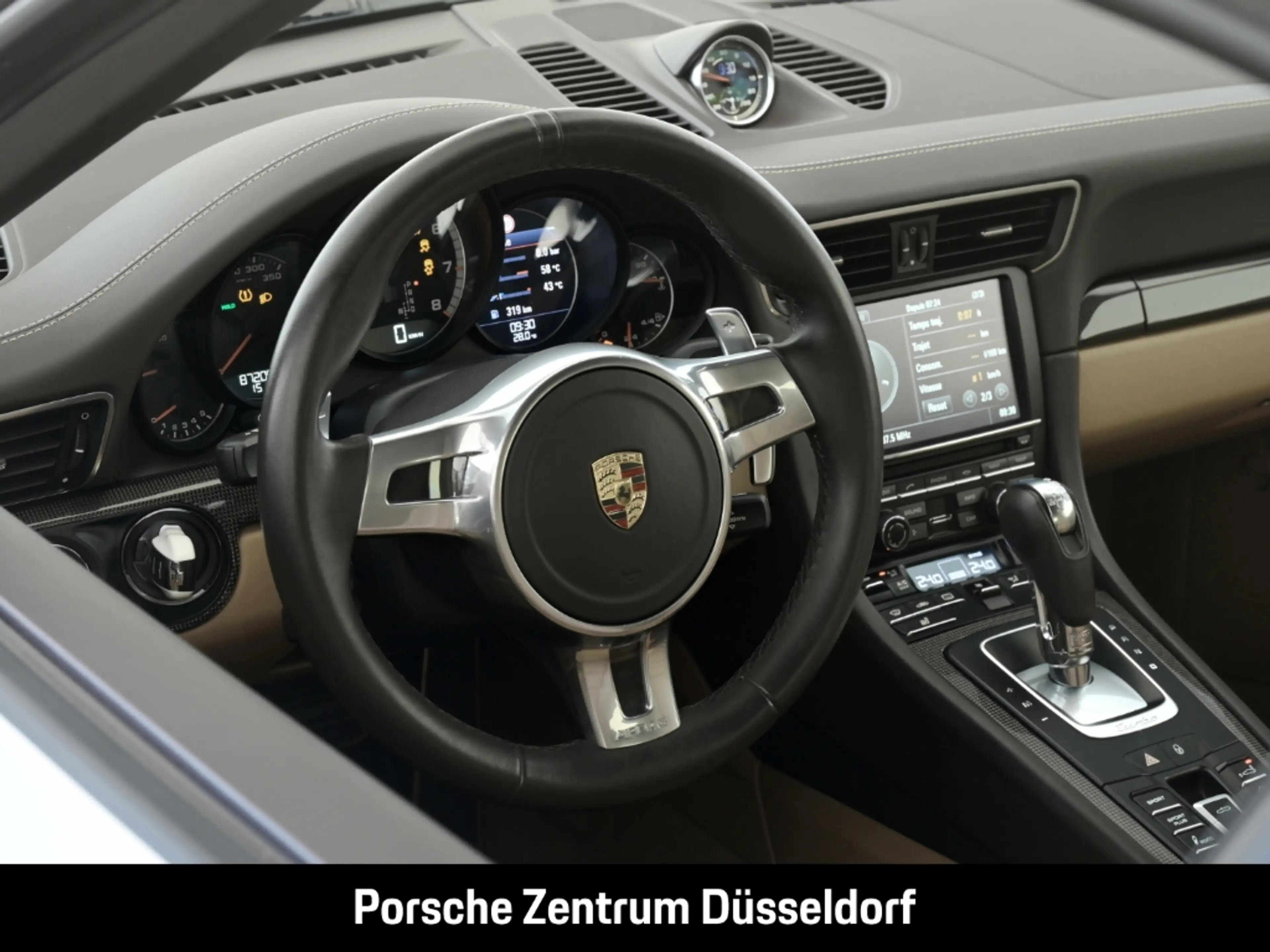 Porsche 991 -1 (911) Turbo S Cabriolet — photo 13