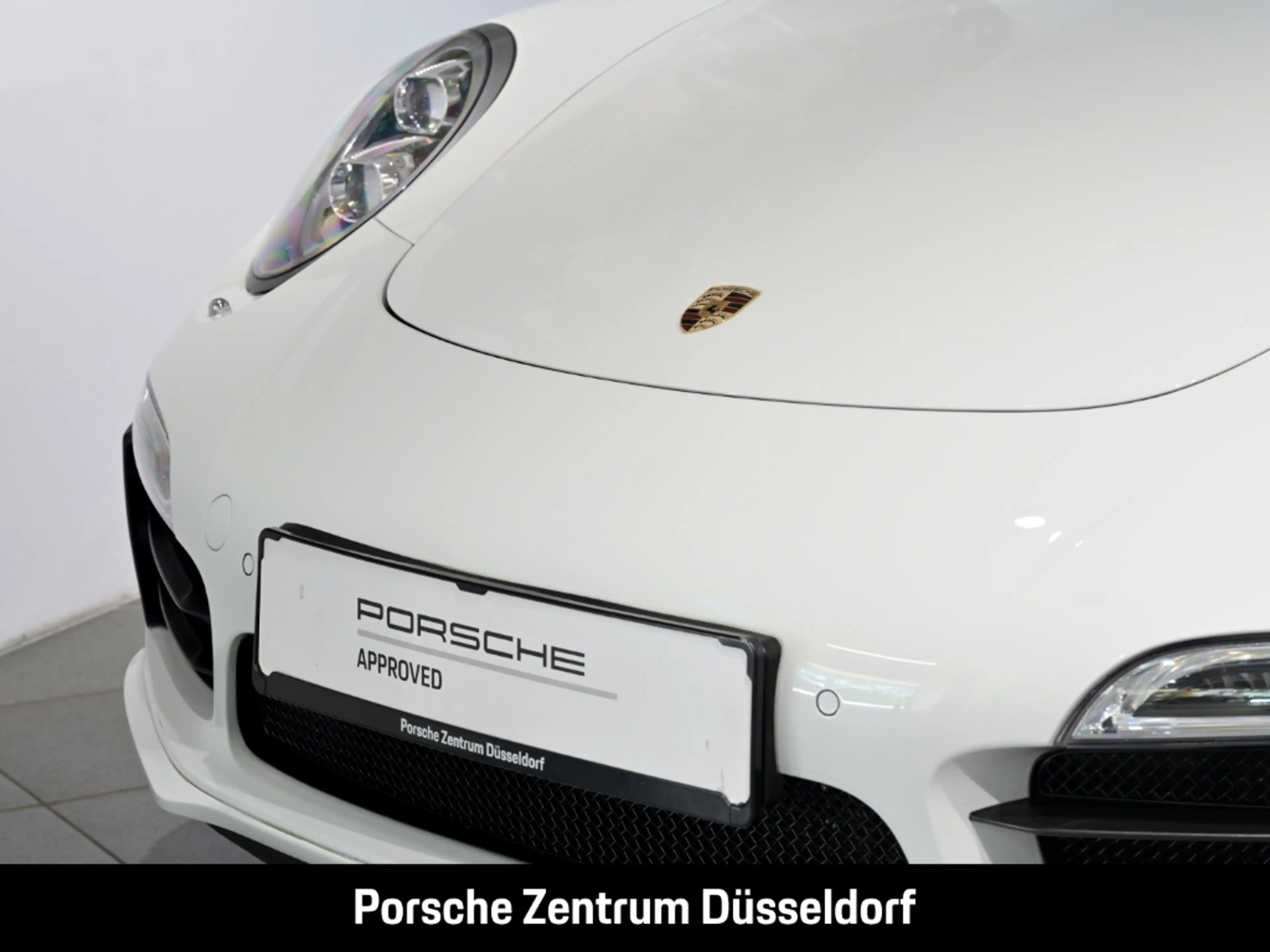 Porsche 991 -1 (911) Turbo S Cabriolet — photo 6