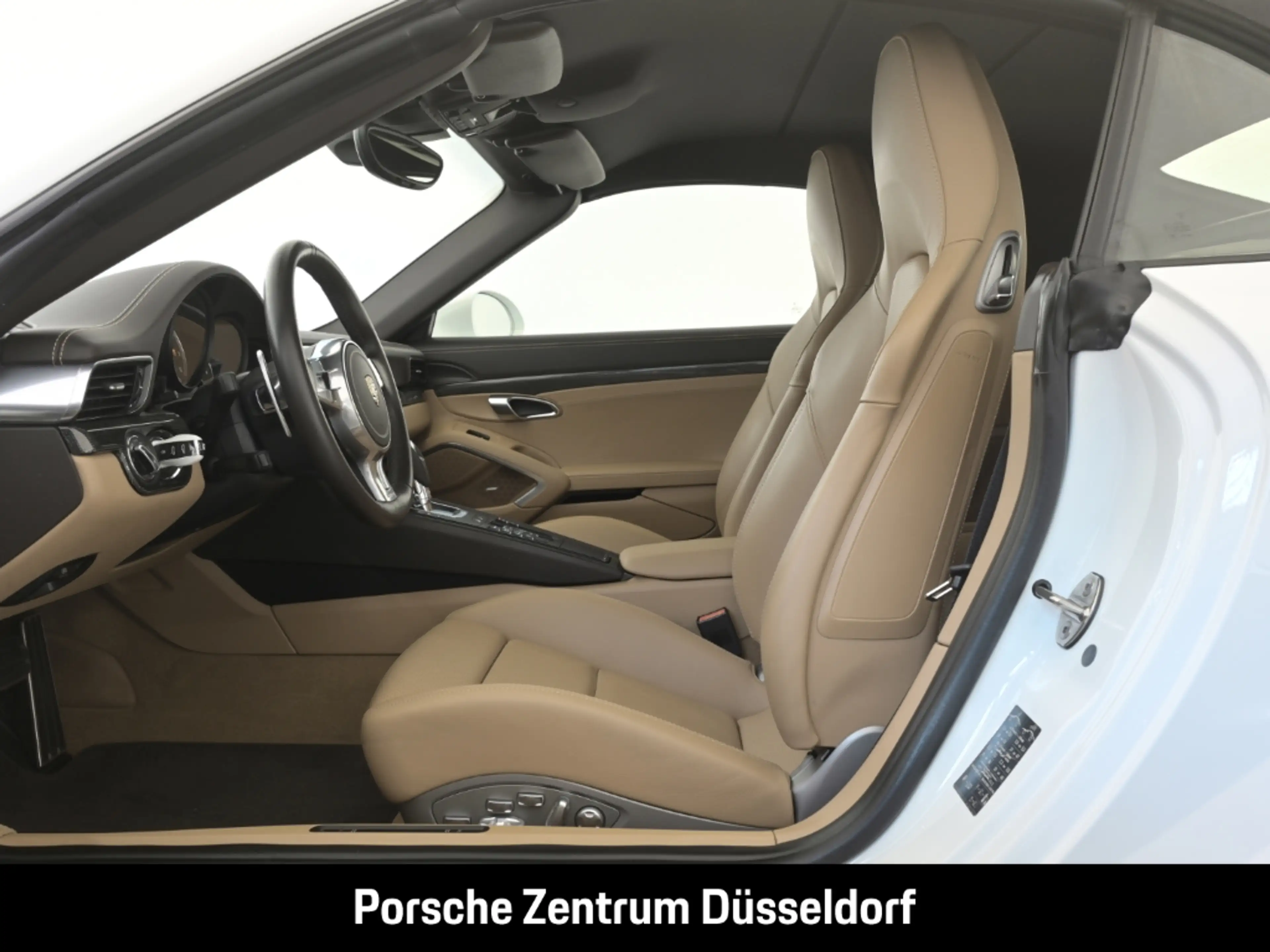 Porsche 991 -1 (911) Turbo S Cabriolet — photo 12