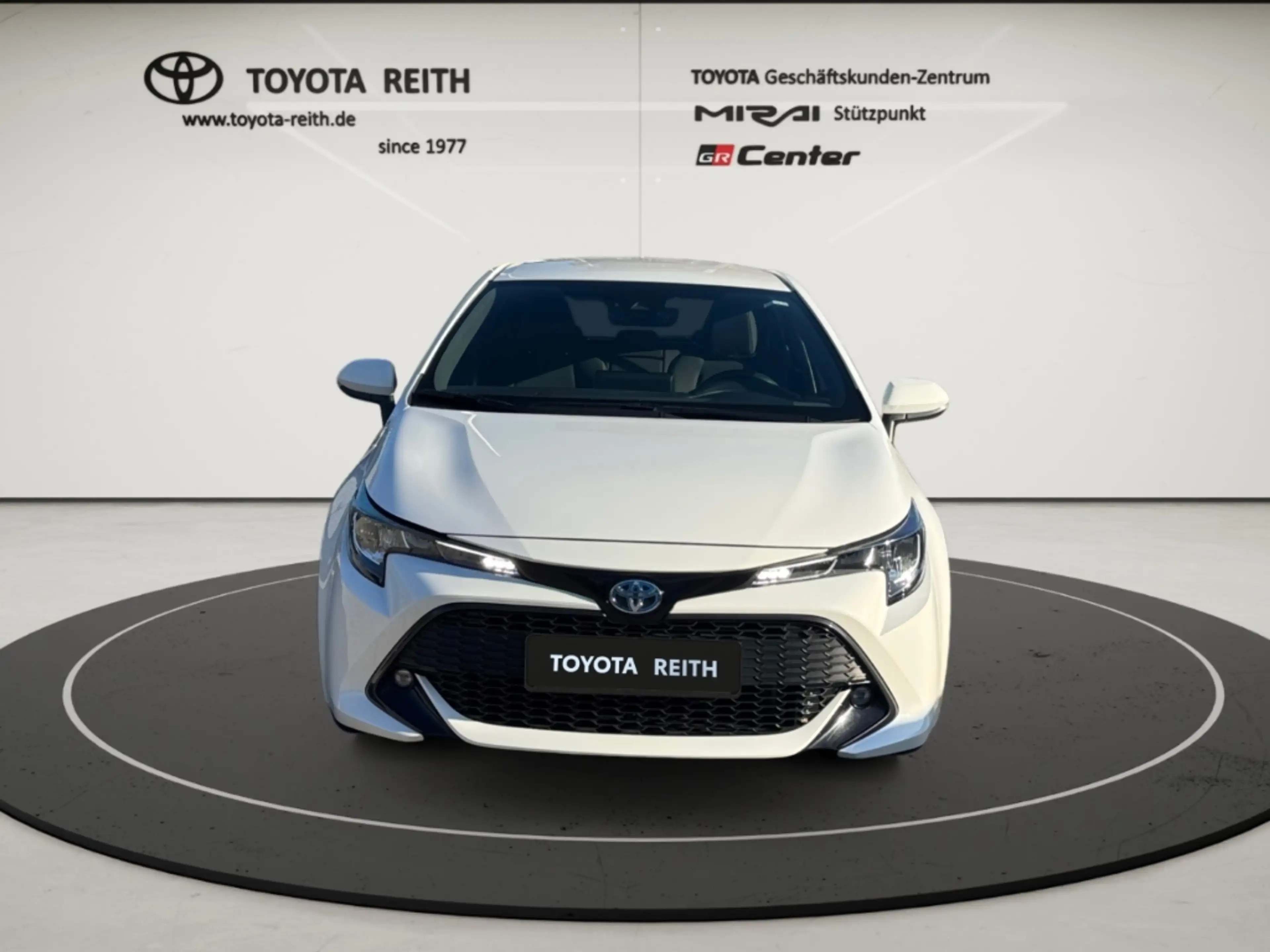 Toyota Corolla Hybrid Comfort Navi LED ACC Apple CarPlay Android — photo 8