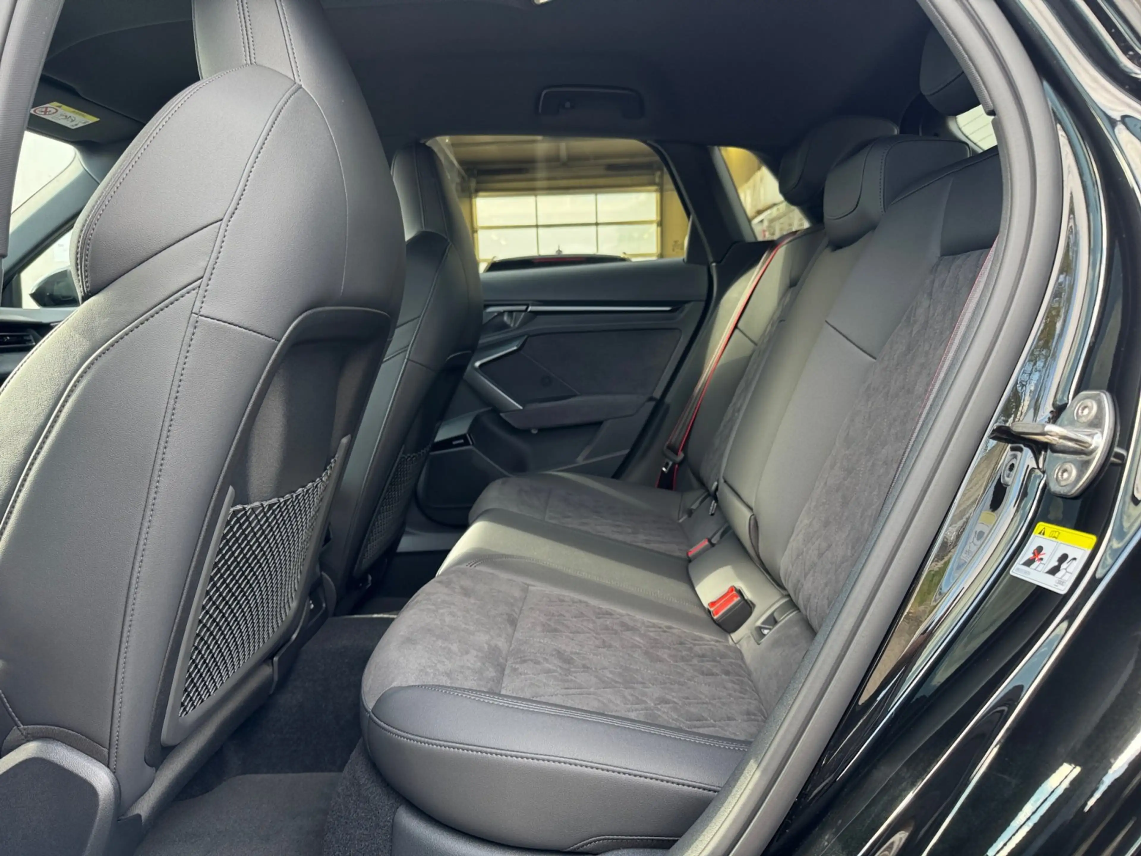 Audi RS3 RS 3 Sportback S tronic Matrix,Sonos, RS Design — photo 11
