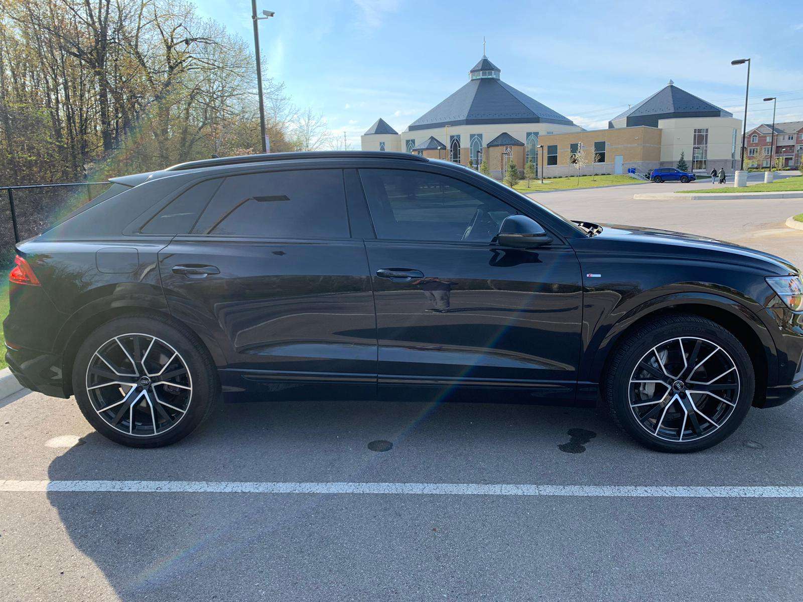 2019 Audi Q8 Technik 55 TFSI quattro alt 2