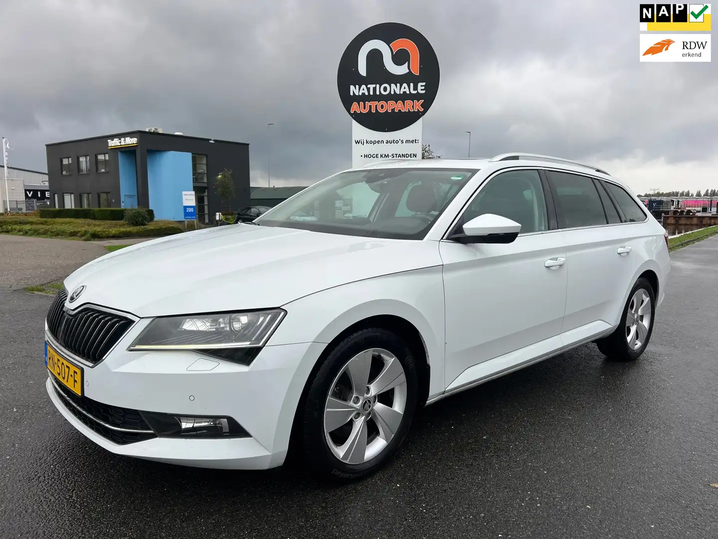 Skoda Superb Combi 2018 * 1.6 TDI Ambition Business * EX BTW & Wit - 1