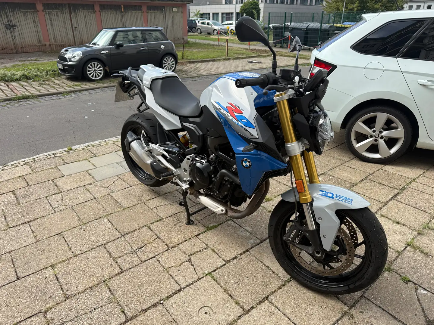 BMW F 900 R Komfort, Touring, Dynamic, Activ Packet Bleu - 2