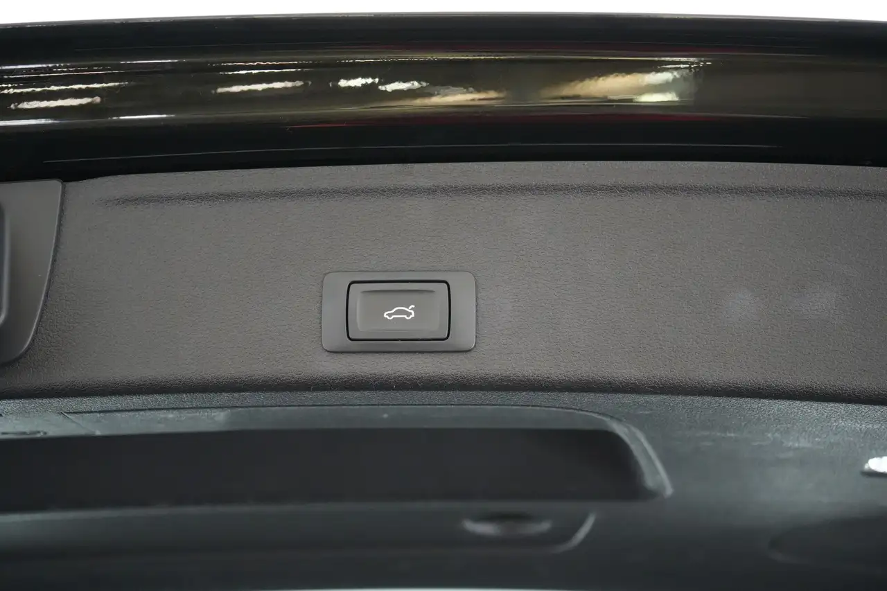 Audi A4 Avant 30 TDi S-Tronic Attraction Business Ed. LED, миниатюра 22