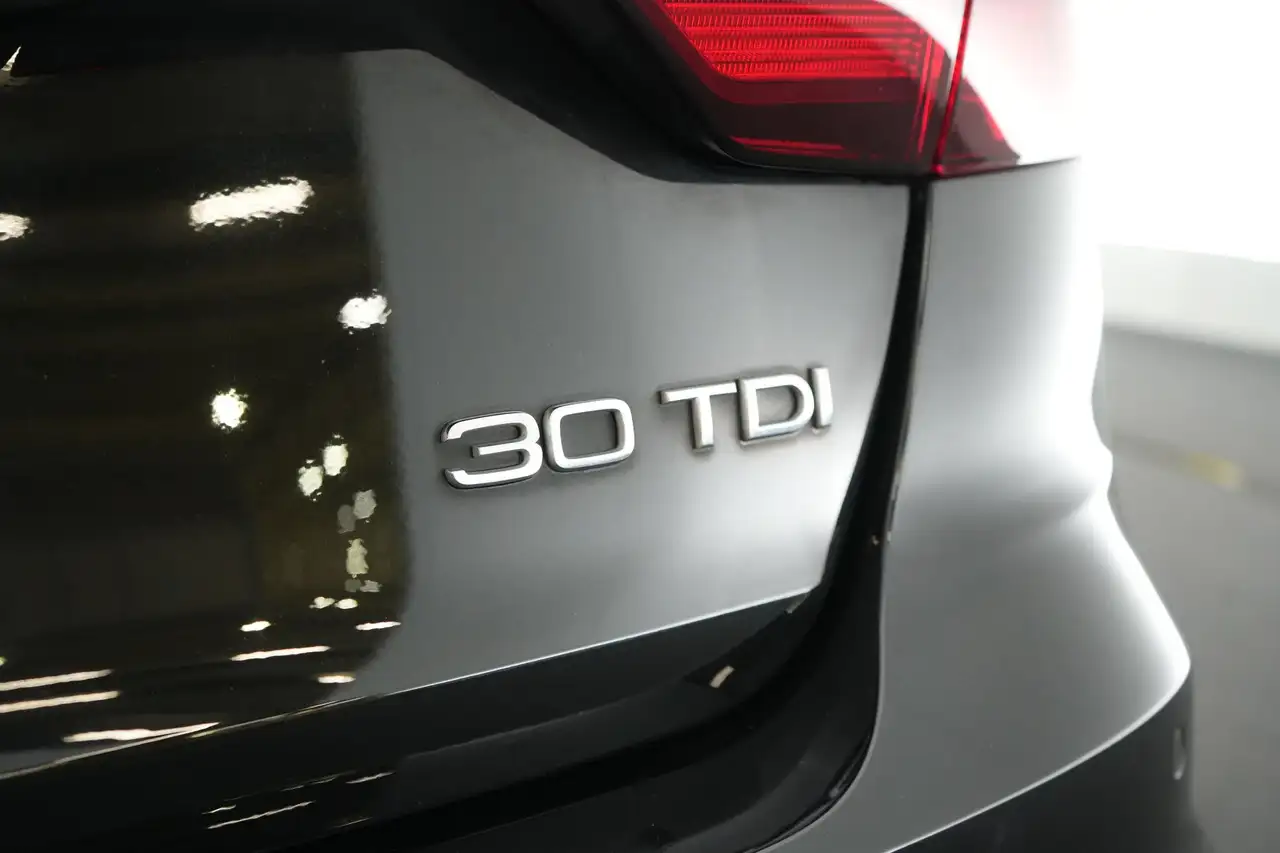 Audi A4 Avant 30 TDi S-Tronic Attraction Business Ed. LED, миниатюра 24