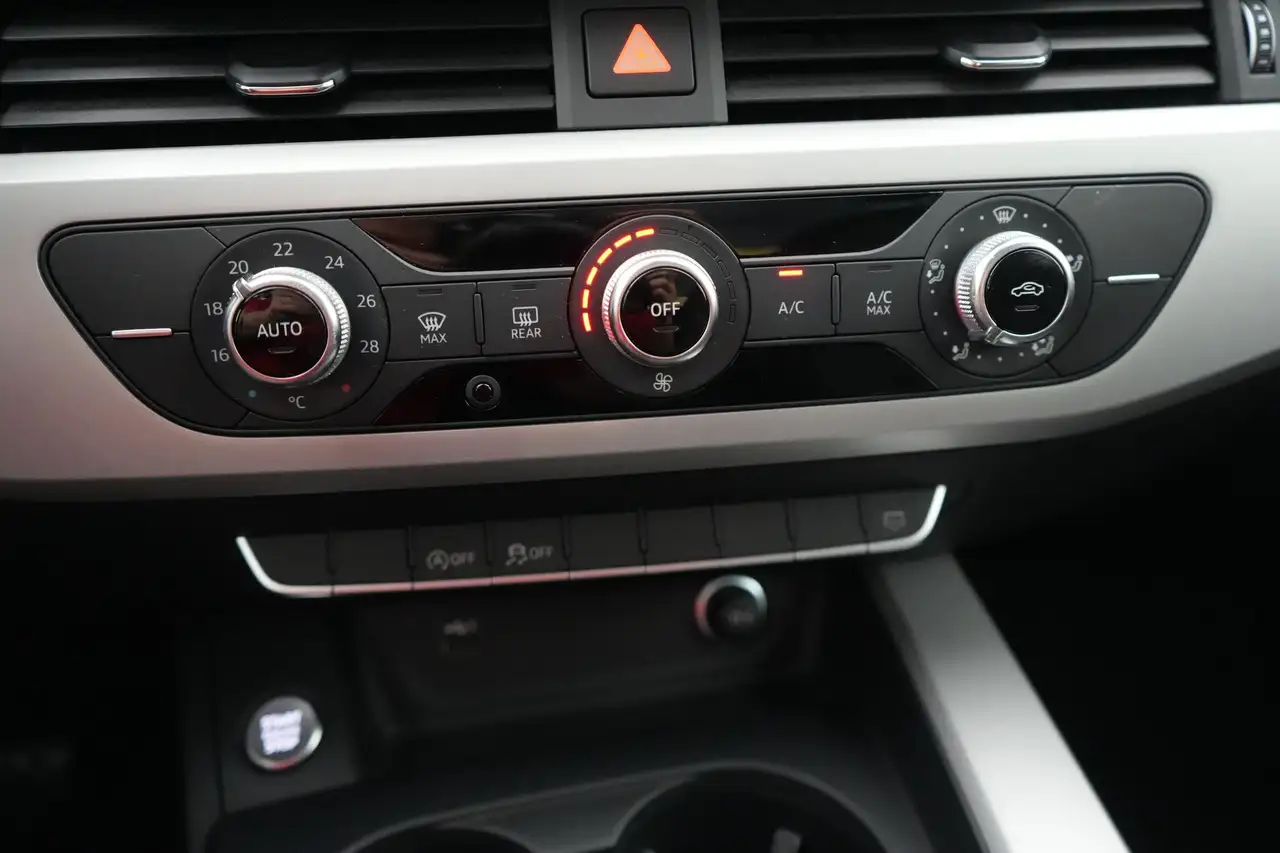 Audi A4 Avant 30 TDi S-Tronic Attraction Business Ed. LED, миниатюра 23