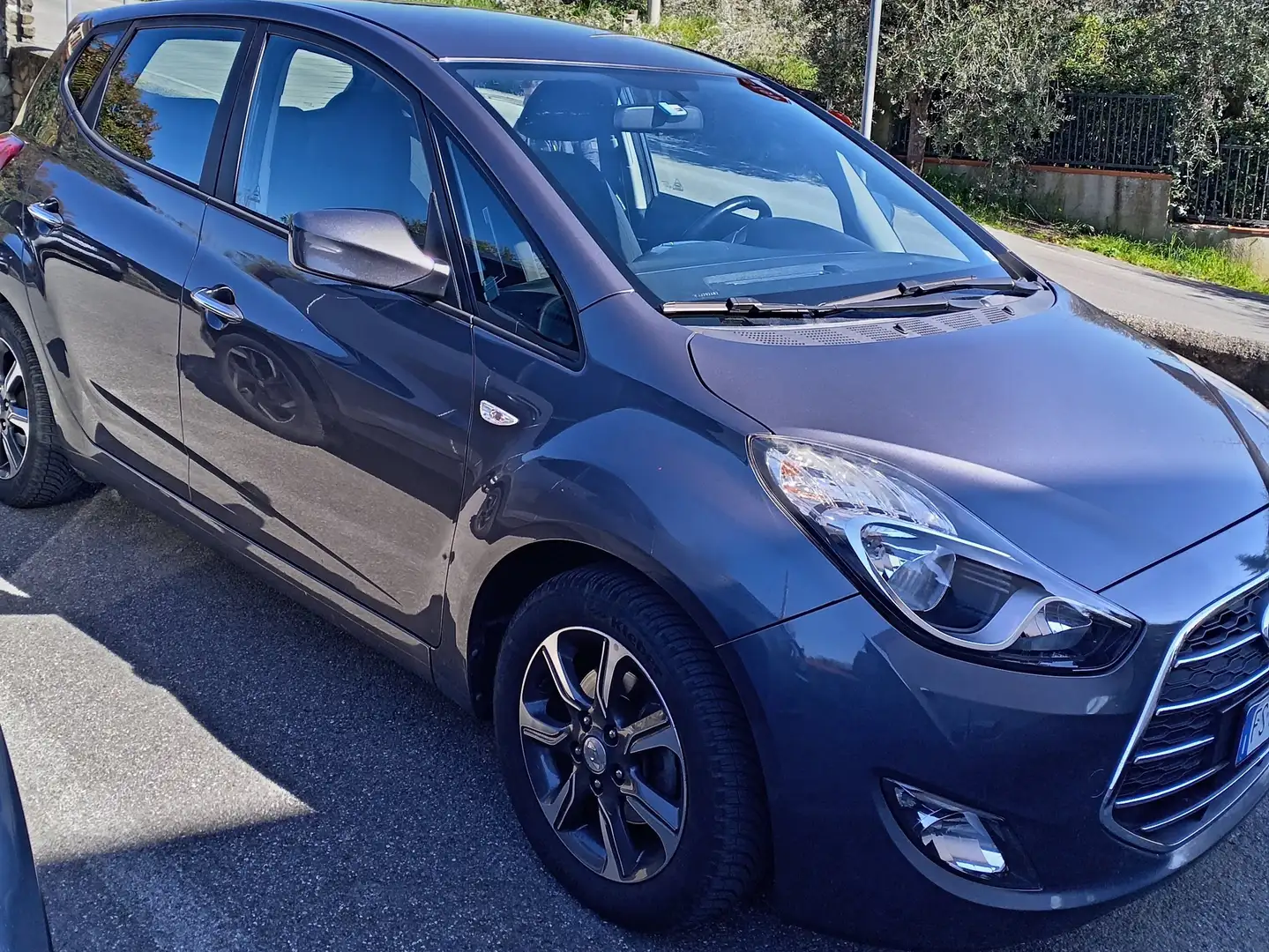 Hyundai i20 1.4D App mode fl Grigio - 1