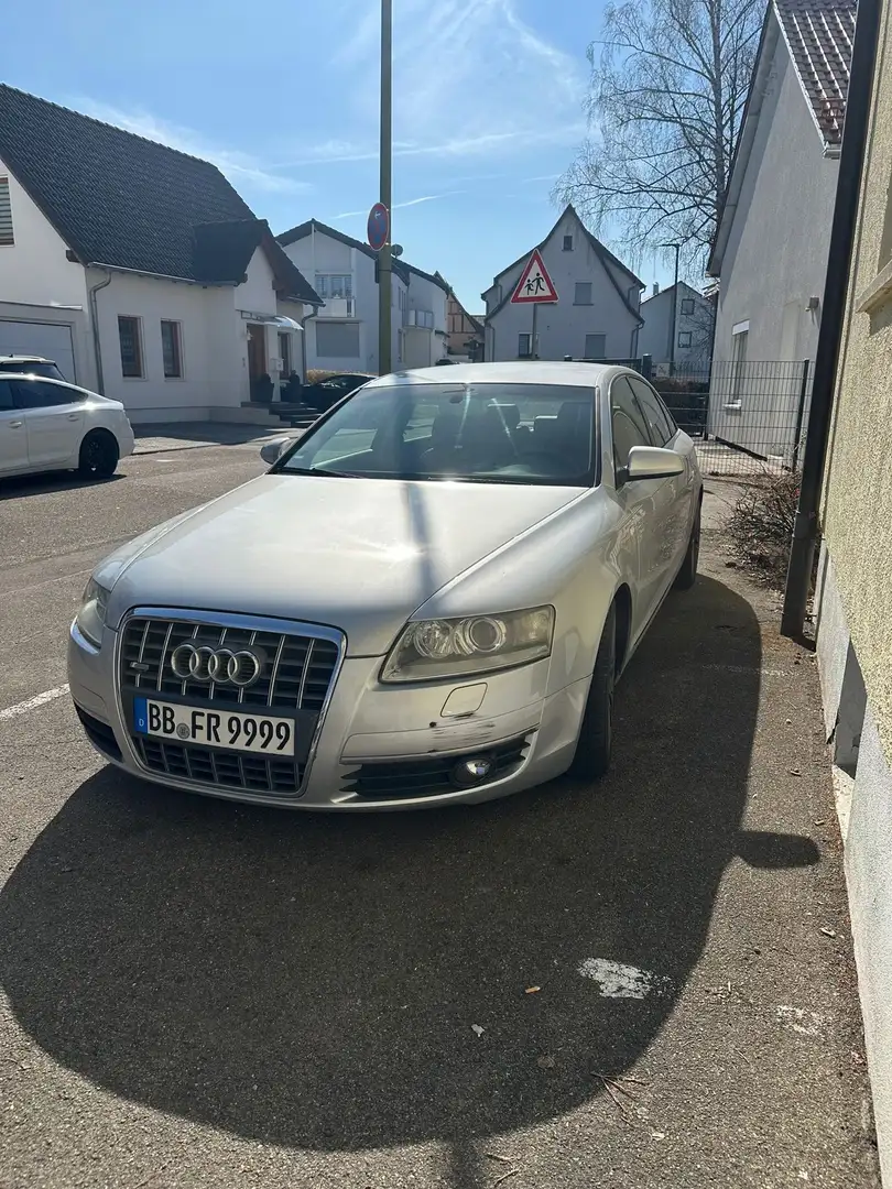 Audi A6 2.4 V6 multitronic - 1