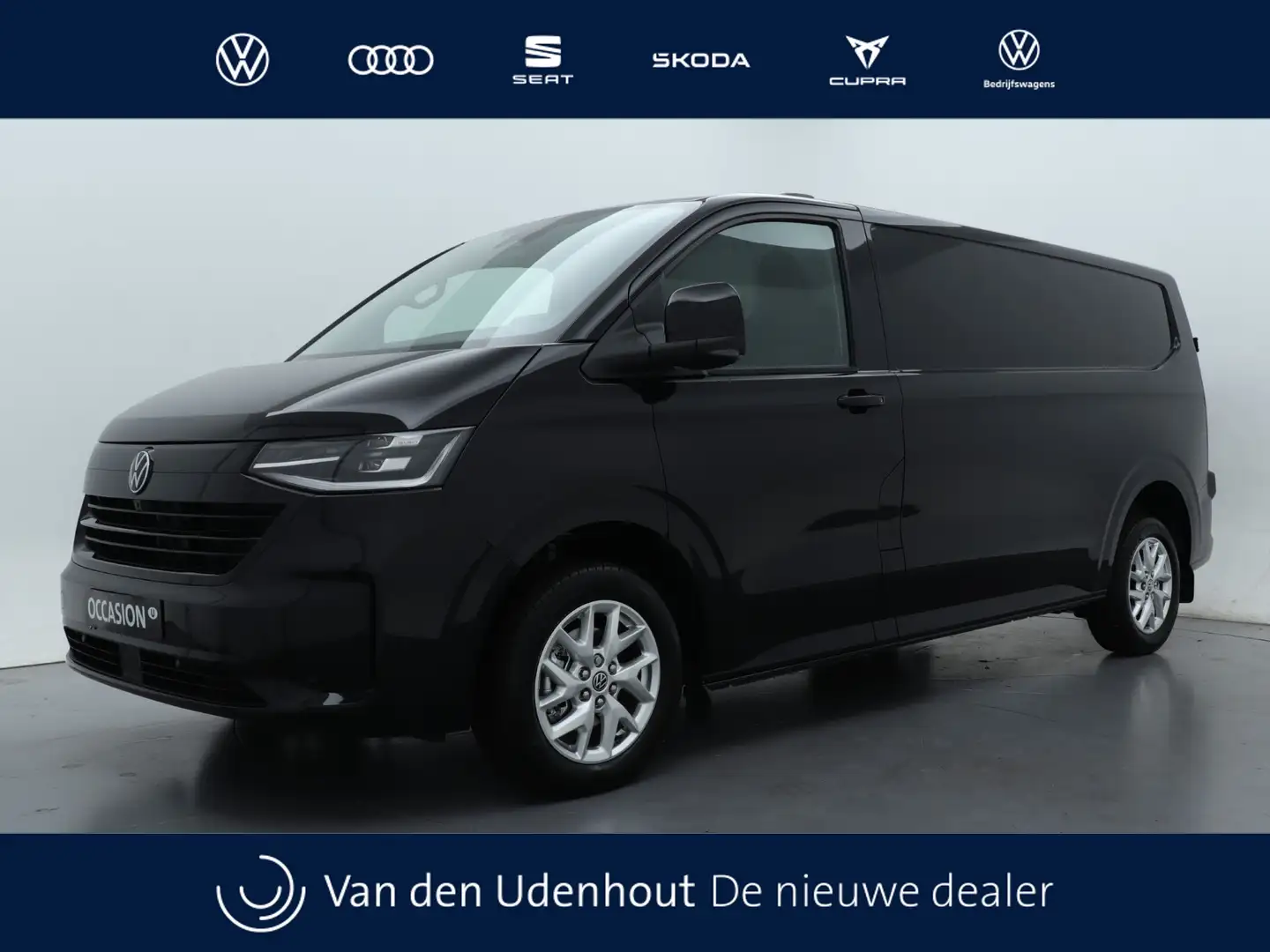 Volkswagen T7 Transporter L2H1 2.0 TDI 150pk Automaat 3.0T Bulli-Intro /BPM- Zwart - 1