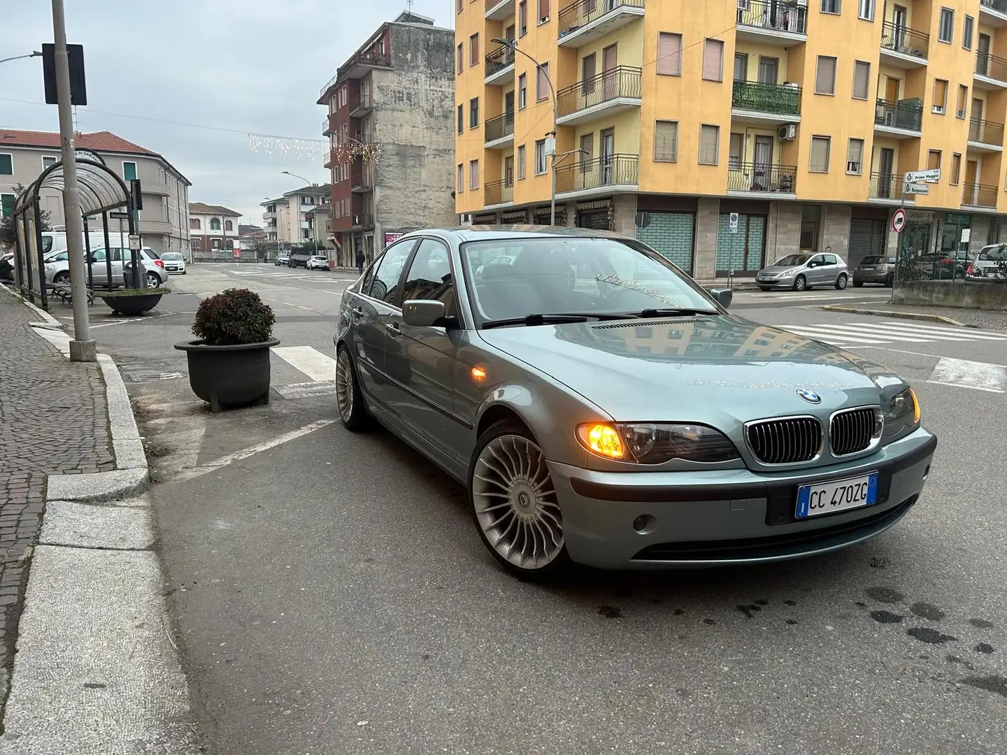 BMW 330 330d FL - 2