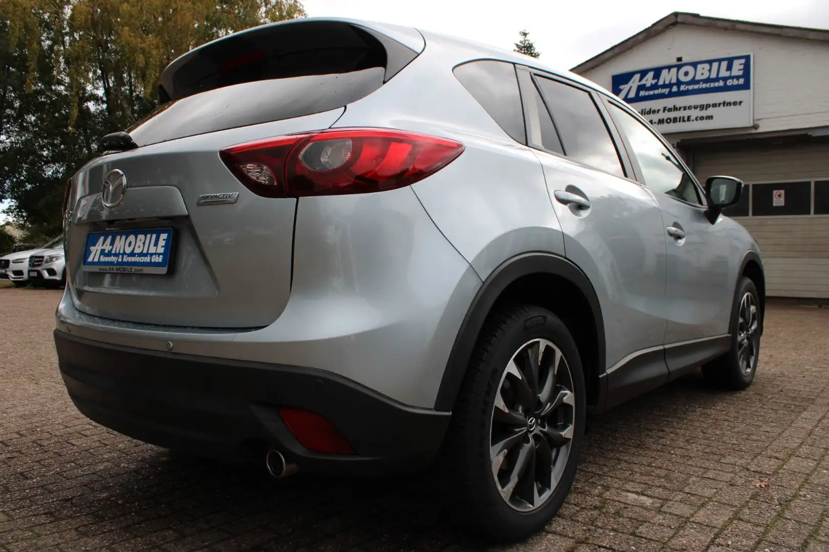 Mazda CX-5 Sports-Line Aut. AWD Leder Navi BOSE LED SH Silber - 2