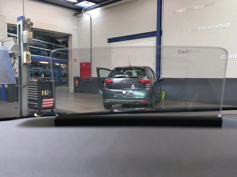 Citroen C4 Hybrid 145 ch Automatic MAX / DEMO — photo 13