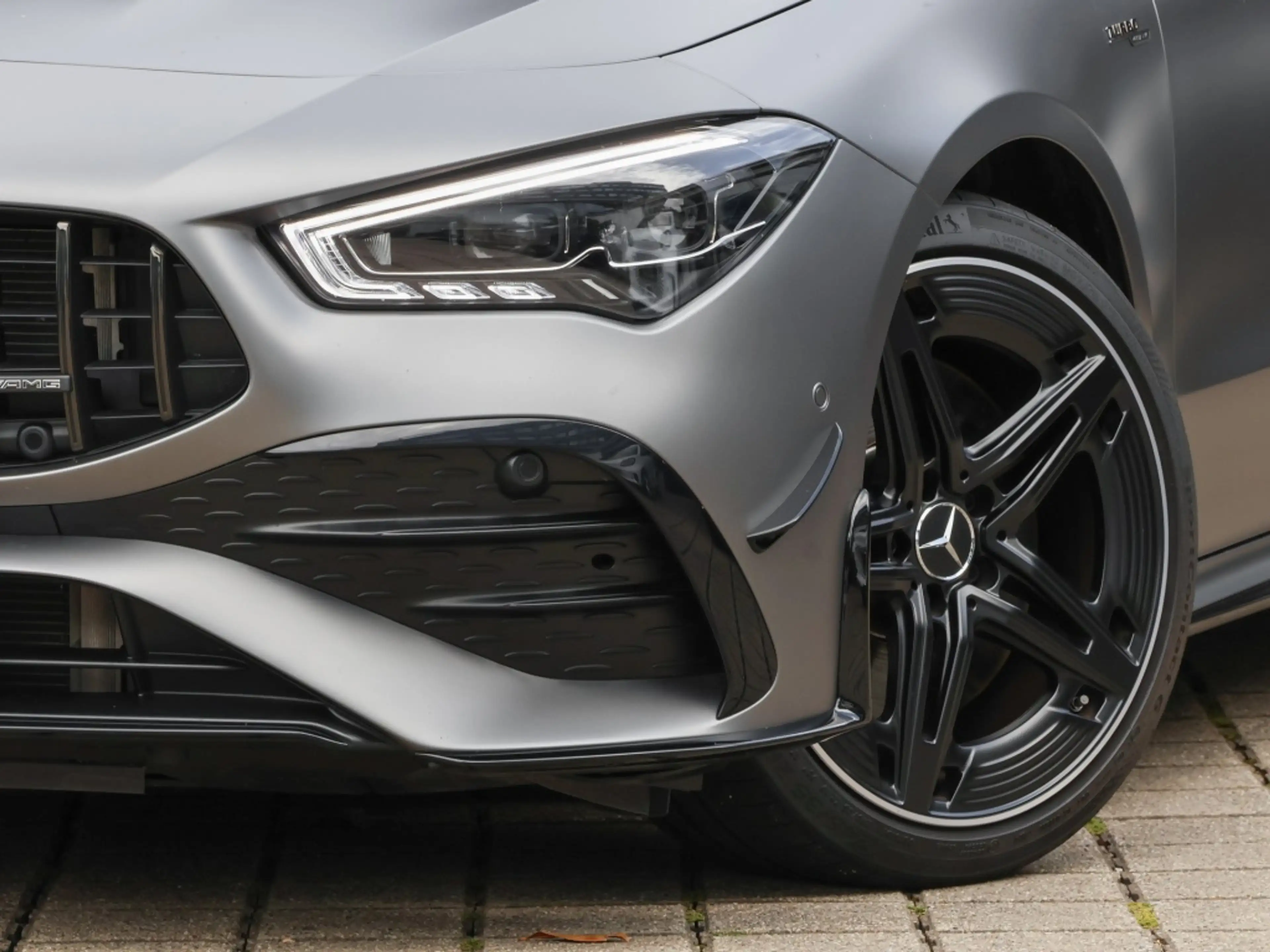Mercedes-Benz CLA 35 AMG 4M Cp Aero-Plus/Pano/MBeam/Night/19" — photo 6