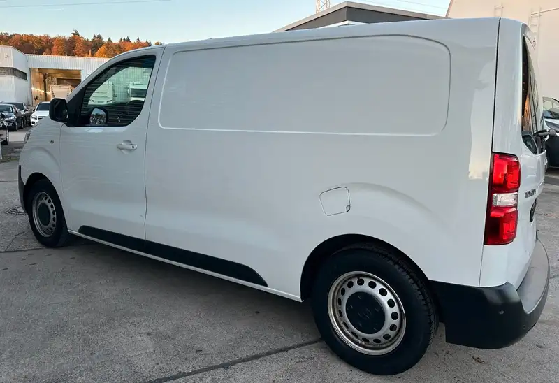 Annonce voiture d'occasion Toyota Proace - CARADIZE