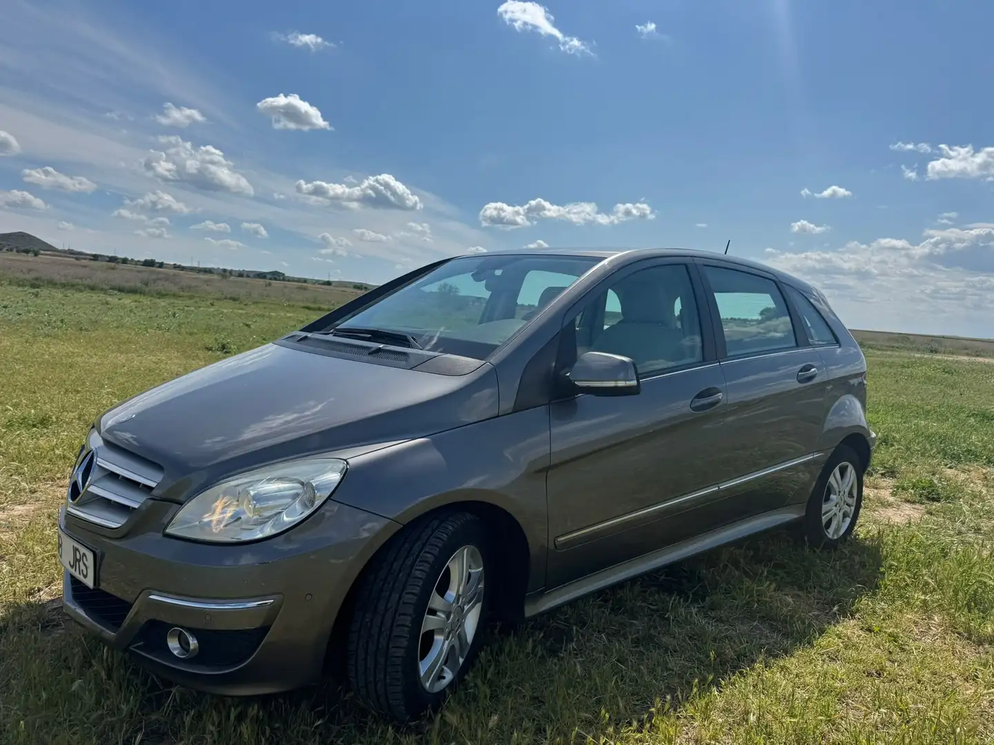 Mercedes-Benz B 180 B 180 Autotronic Plateado - 1