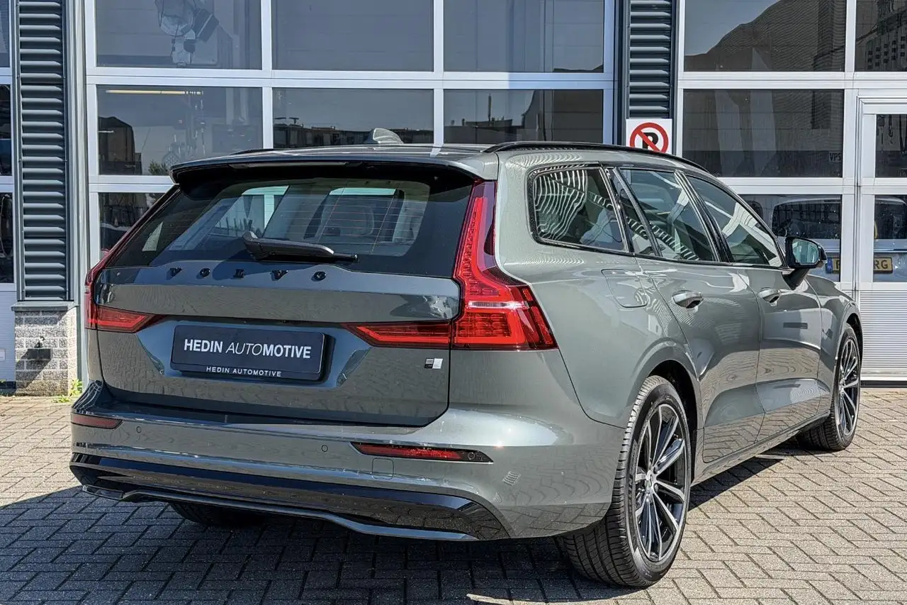 Volvo V60 2026 — фото 6
