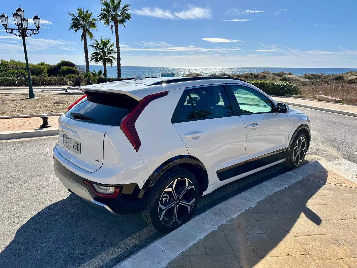 Kia Niro Niro 1.6 HEV Emotion 129 Emotion Blanco - 2