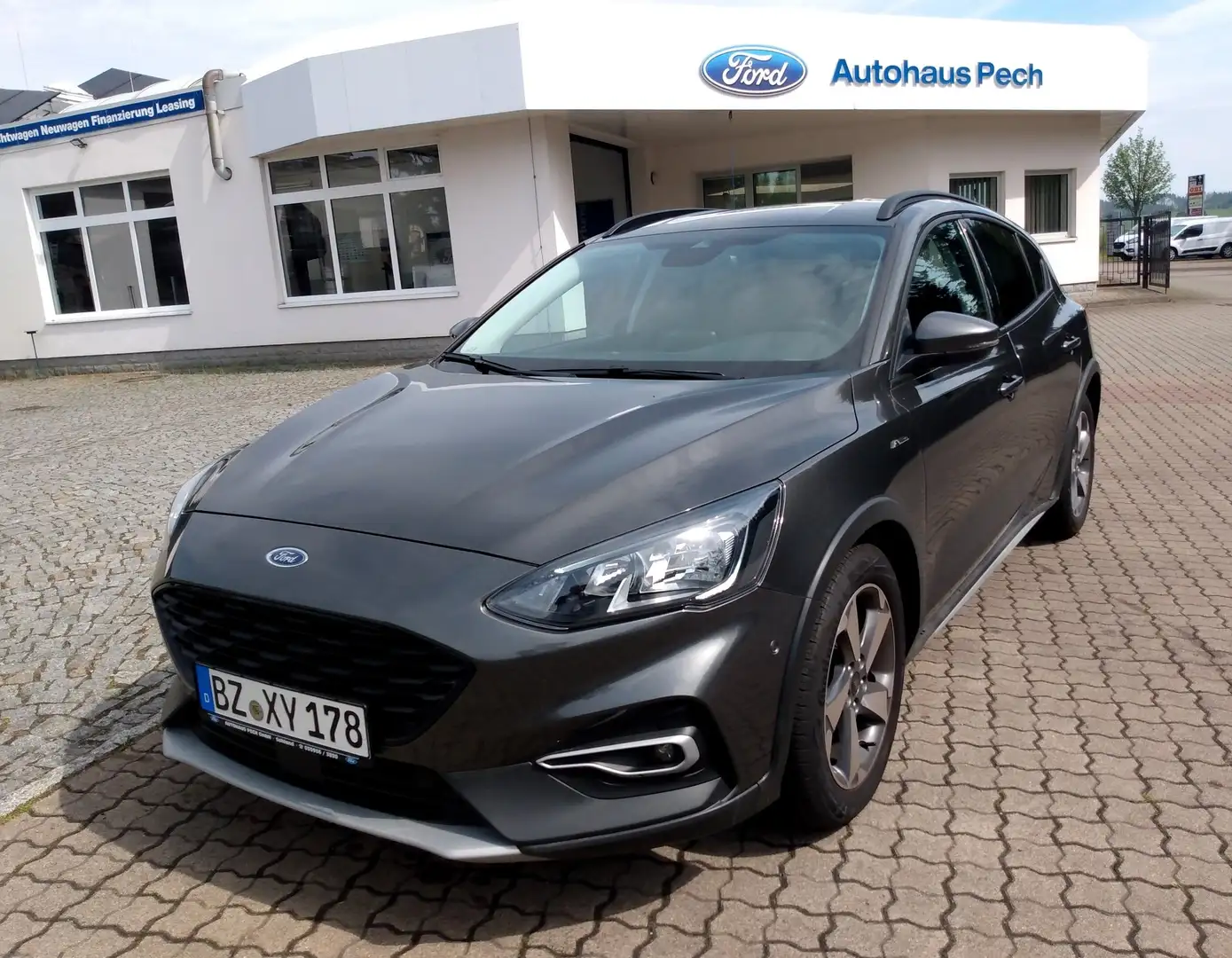 Ford Focus ACTIVE - LED*Navi*RFK*Winterpaket*Tempomat Gris - 1