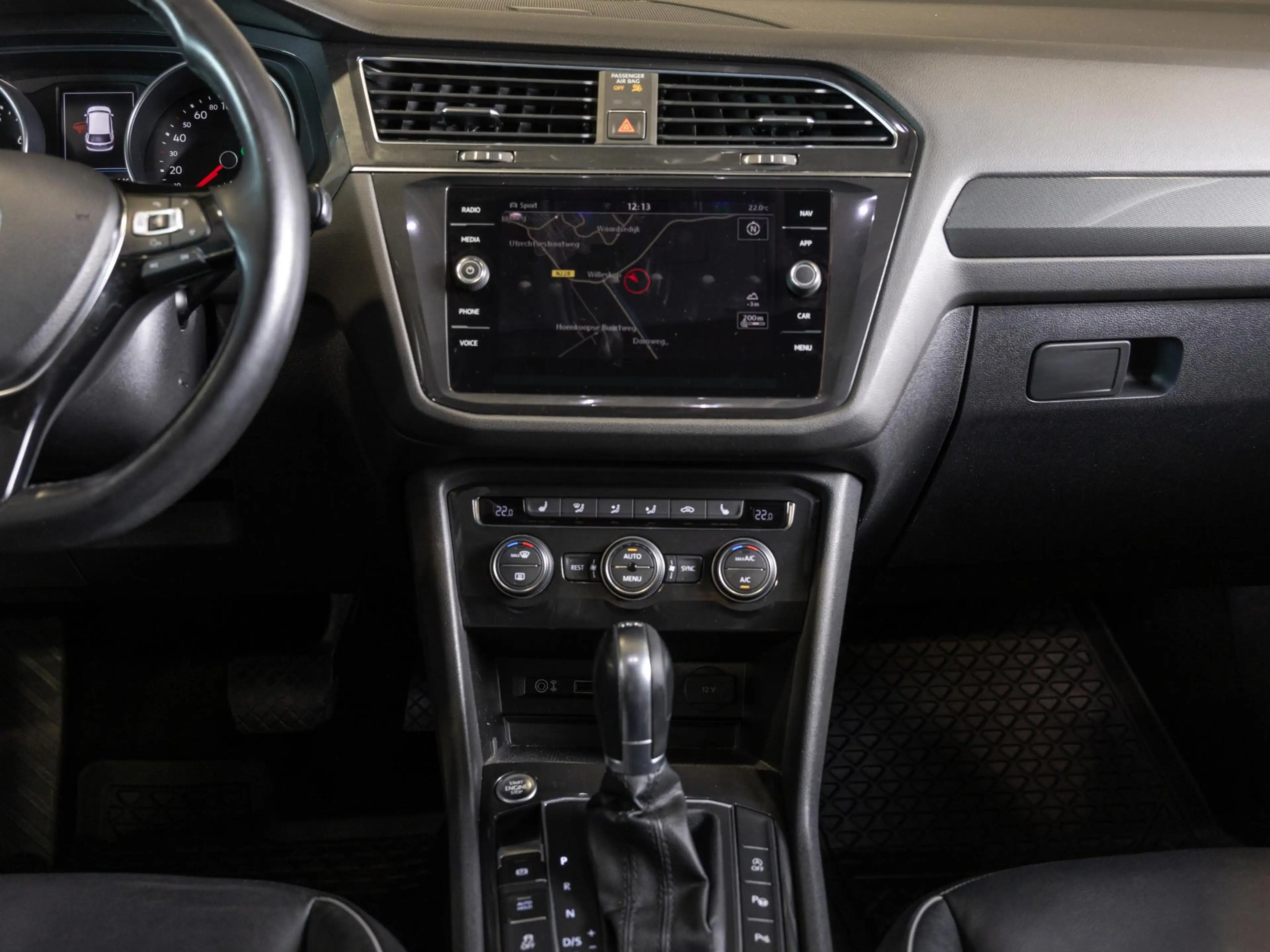 Volkswagen Tiguan Allspace 2.0 TSI 4Motion Highline Business R 7p. — photo 31