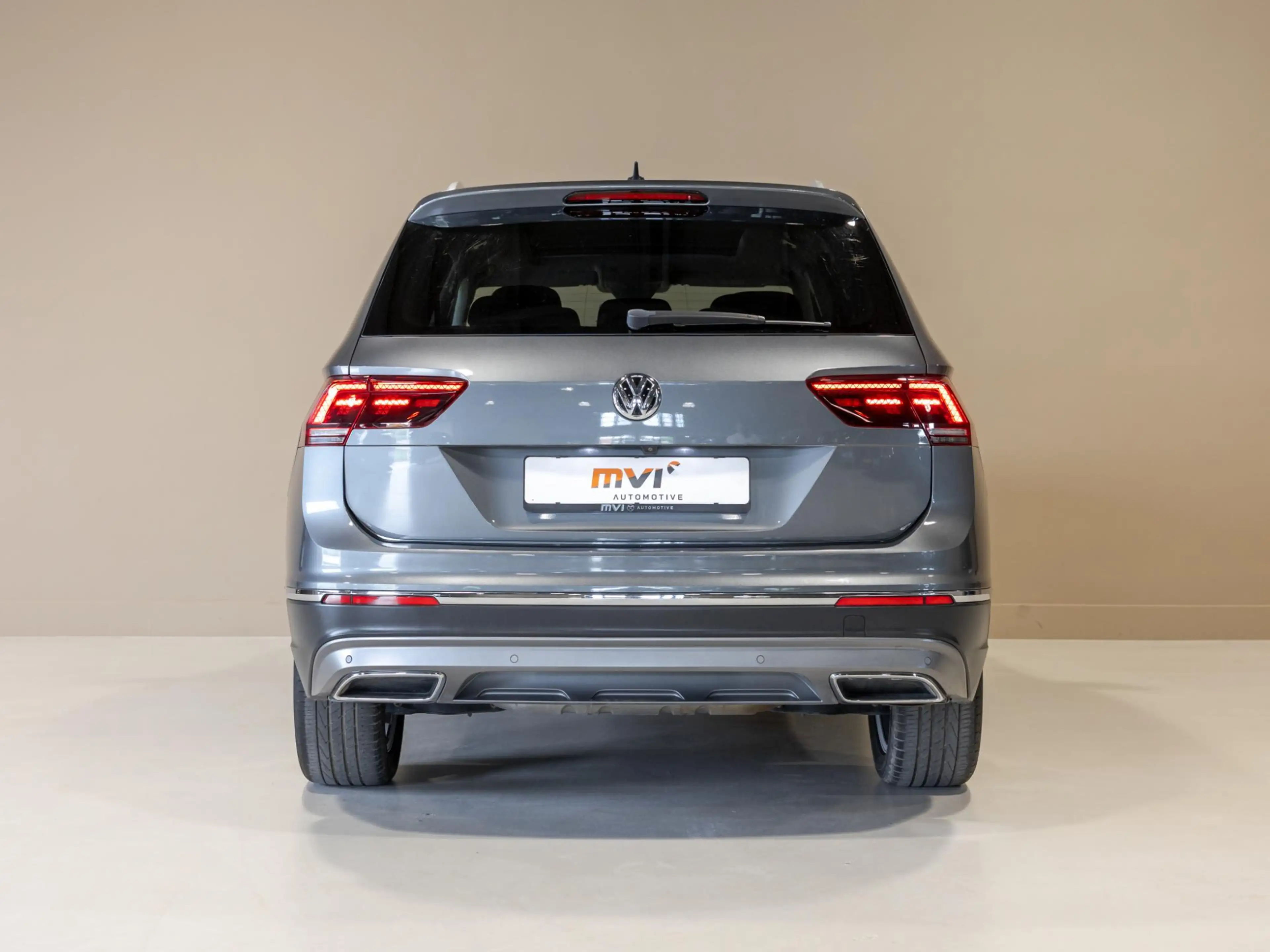 Volkswagen Tiguan Allspace 2.0 TSI 4Motion Highline Business R 7p. — photo 15