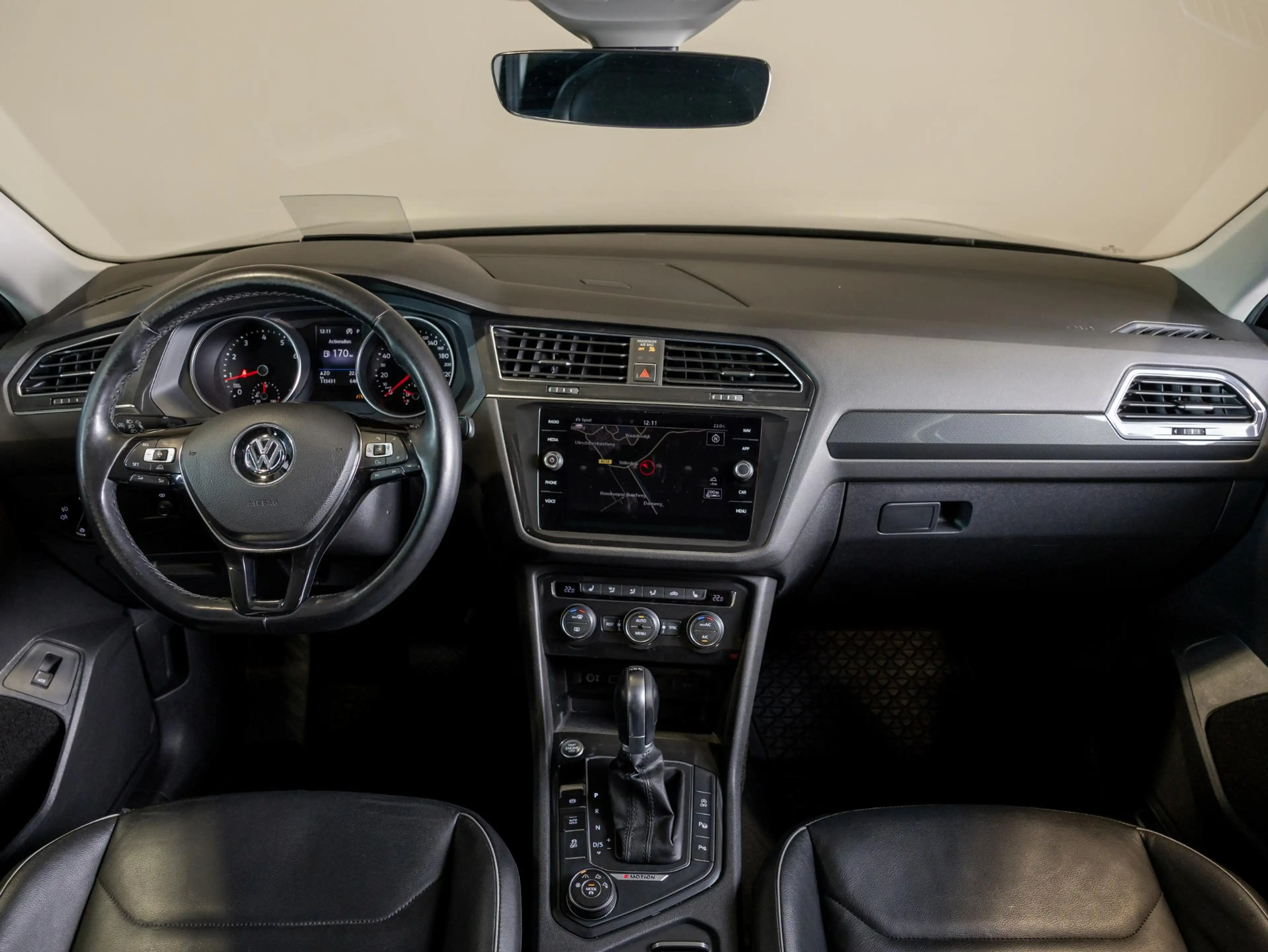 Volkswagen Tiguan Allspace 2.0 TSI 4Motion Highline Business R 7p. — photo 42