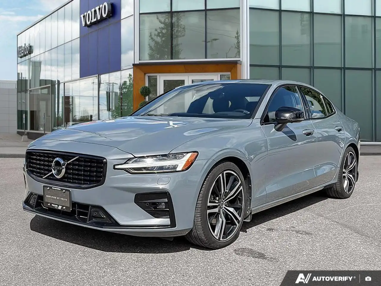 2022 Volvo S60
