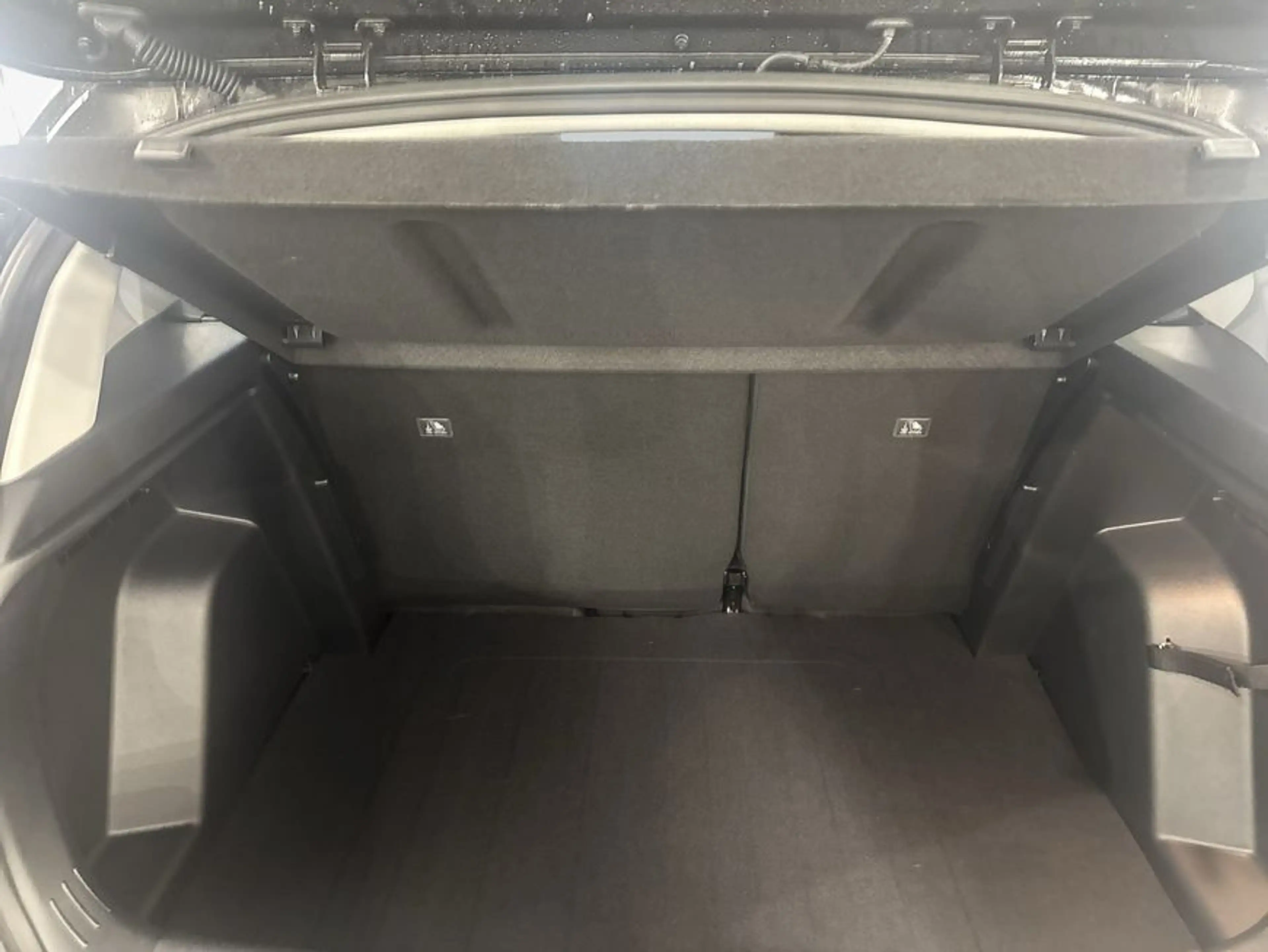 Hyundai BAYON 1.0 T-GDI Select 66 kW, 5-türig — photo 8