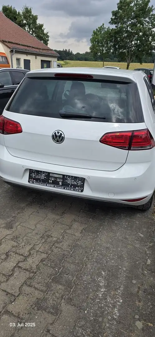 Volkswagen Golf VII Lim. Lounge (Club & Lounge) 1,2 TSI Weiß - 2