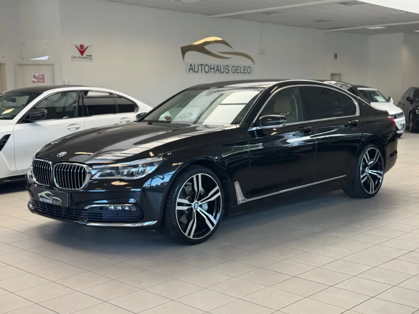 BMW 730 d/xDRIVE/HK/MEMORY/HUD/LED/ Noir - 1