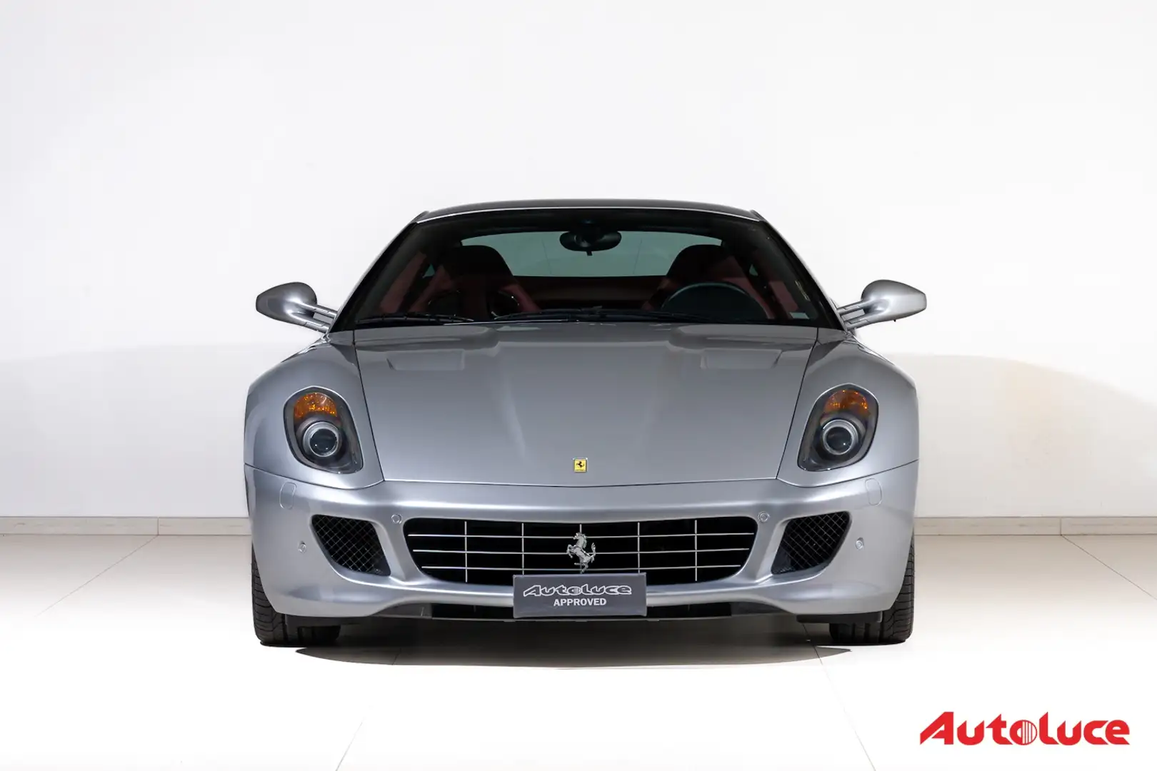 Ferrari 599 GTB Fiorano Silber - 2