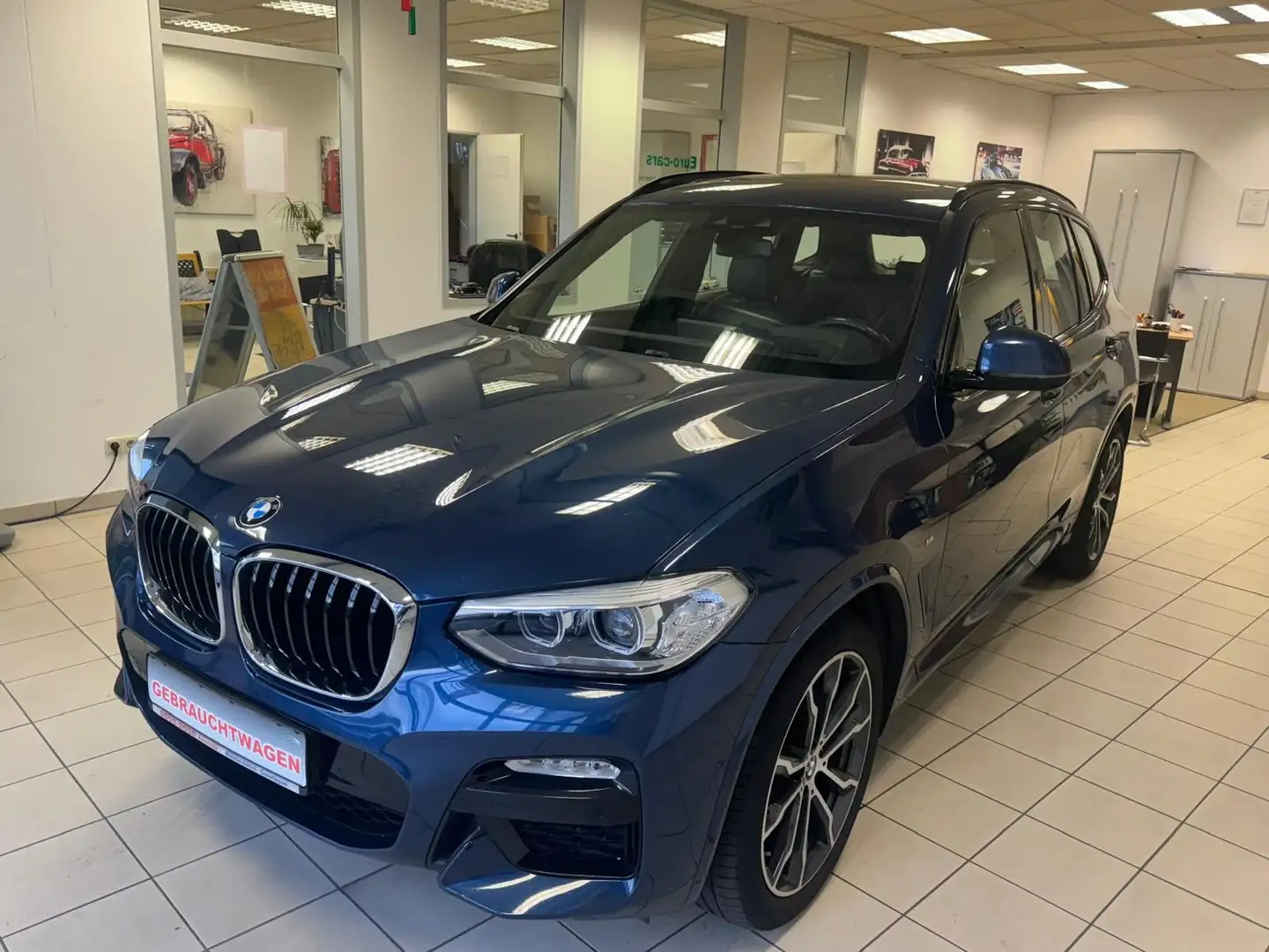 BMW X3 xDrive30 d M PAKET/LED/AHK/1.HAND/PANO/HEADUP Blauw - 1