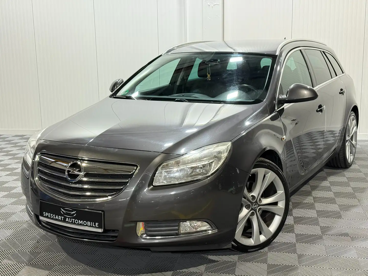 Opel Insignia 1.8 SPORT|NAVI|SPORTSITZ|20"|GETRIEBE GERÄUSCHE Grigio - 1
