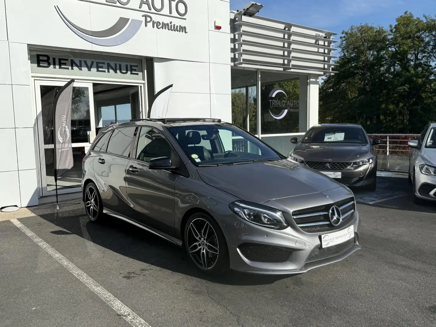 Mercedes-Benz B 200 B 200 d - BV 7G-DCT Fascination GPS + TOIT OUVRANT + CAMERA AR + ATTELAGE Gris - 1