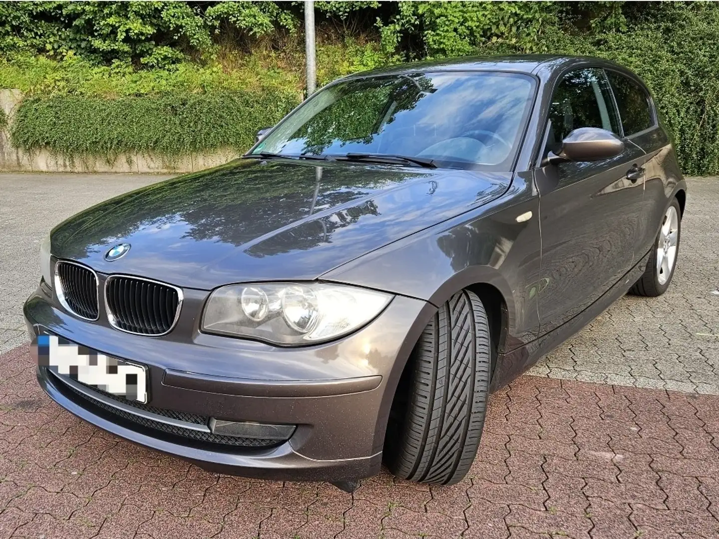 BMW 118 118i E87 Braun - 1