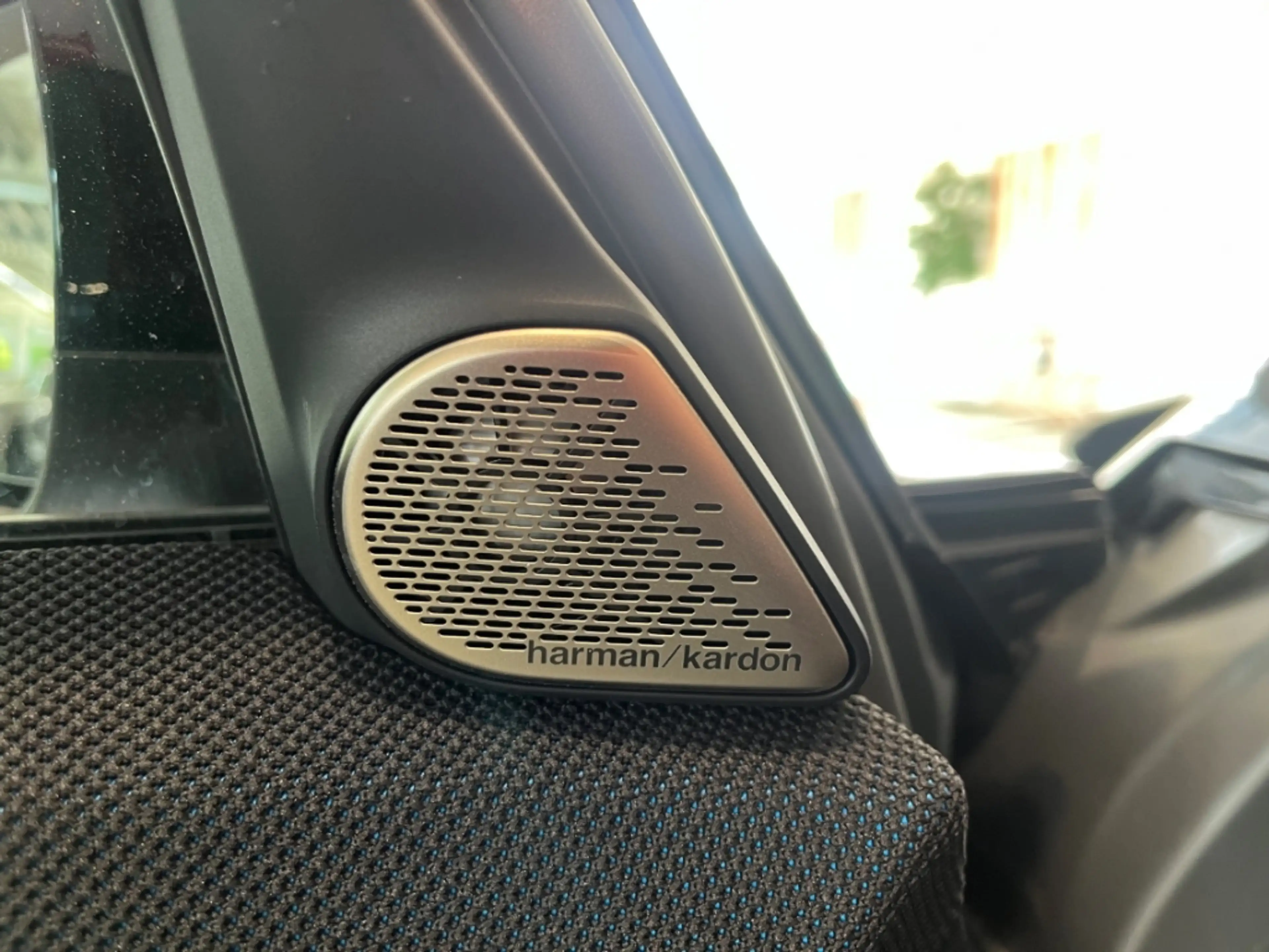 MINI Cooper D Countryman HUD Navi HarmanKardon LED Kurvenlicht El. Heckklap — photo 8