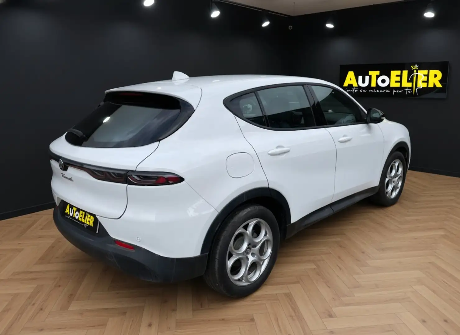 Alfa Romeo Tonale 1.6 diesel 130 CV TCT6 Sprint Bianco - 2