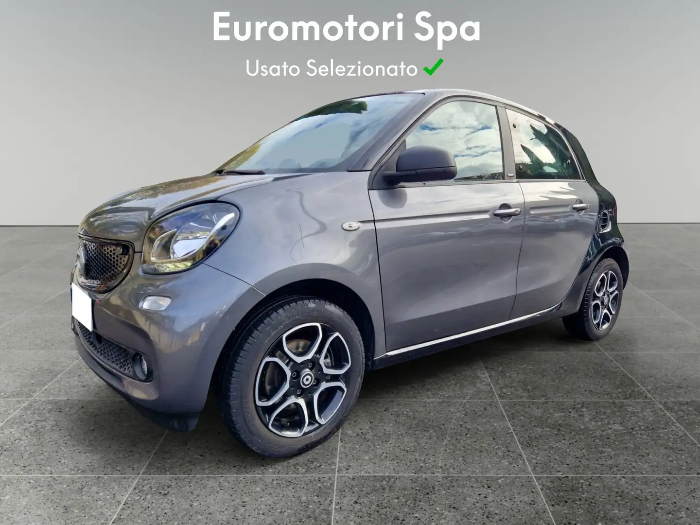 smart forFour Forfour 0.9 t Passion 90cv twinamic my18 Grigio - 1