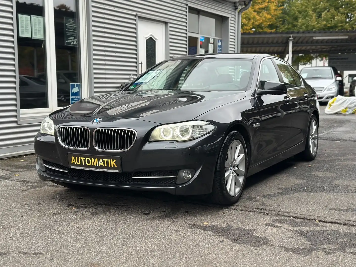 BMW 530 5 Lim. 530 d AUTOMATIK+KAMERA+HEAD-UP Grau - 2