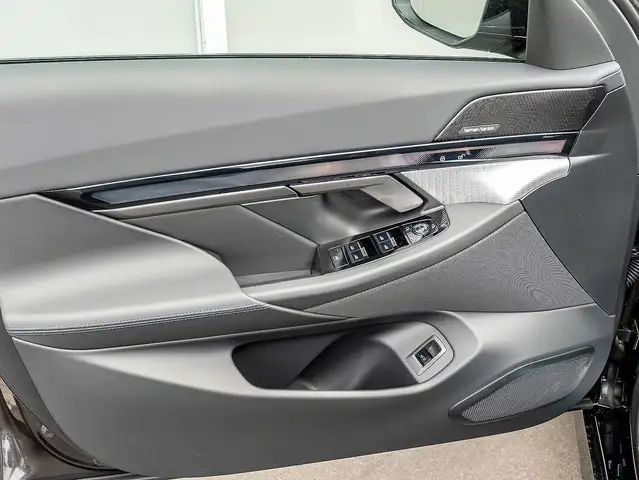 BMW I5 view 14