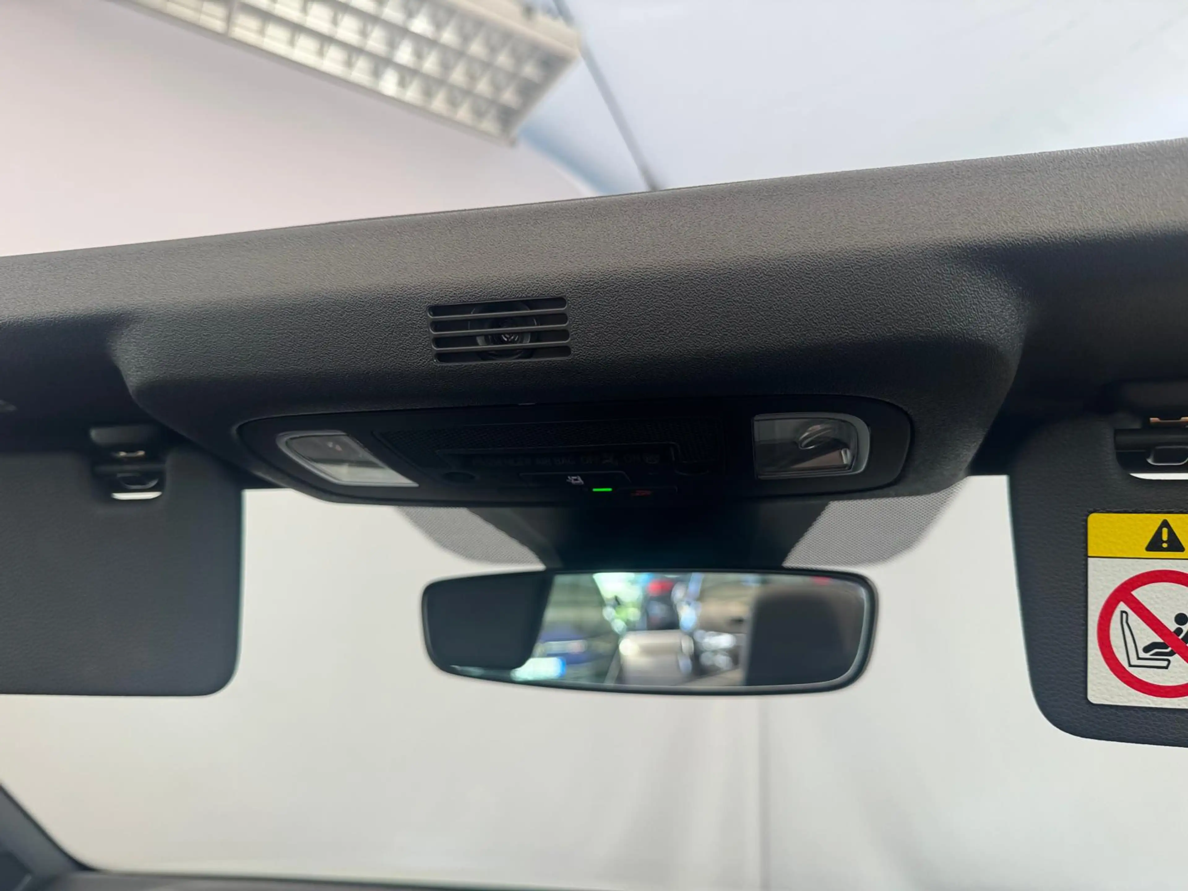 Volkswagen T-Roc R-Line 1.5TSI DSG+KAMERA+MATRIX+LEDER+ACC+NAVI — photo 10
