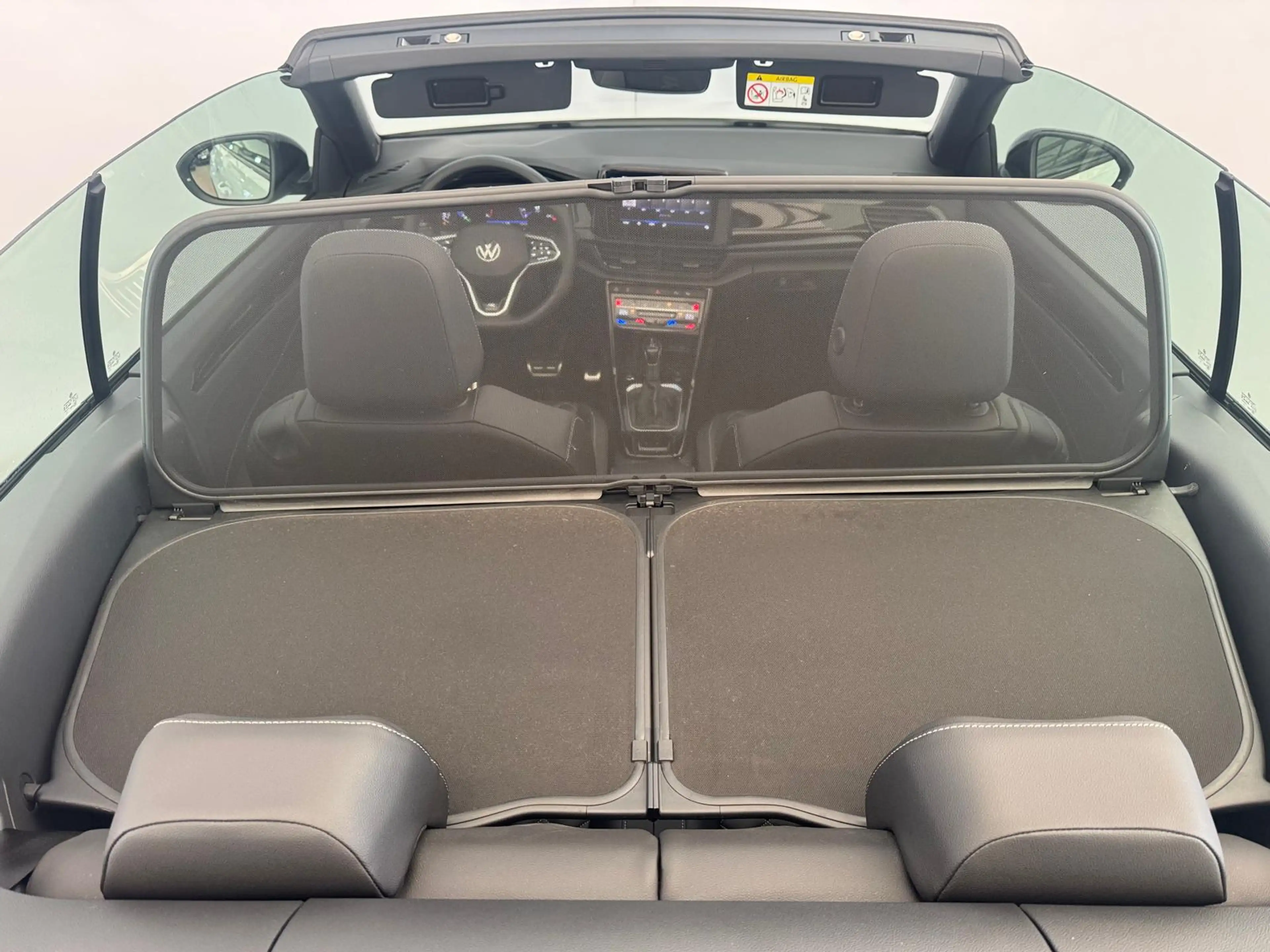 Volkswagen T-Roc R-Line 1.5TSI DSG+KAMERA+MATRIX+LEDER+ACC+NAVI — photo 14