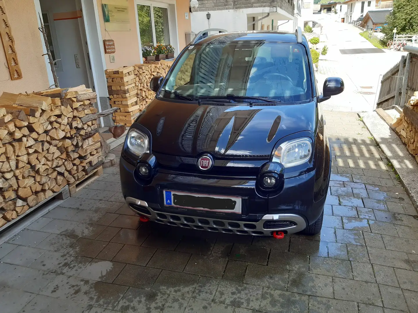 Fiat Panda Panda 4x4 0,9 TwinAir Turbo 90 4x4 Cross Cross Schwarz - 1