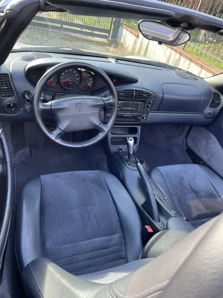 Porsche Boxster 2.7, foto 3