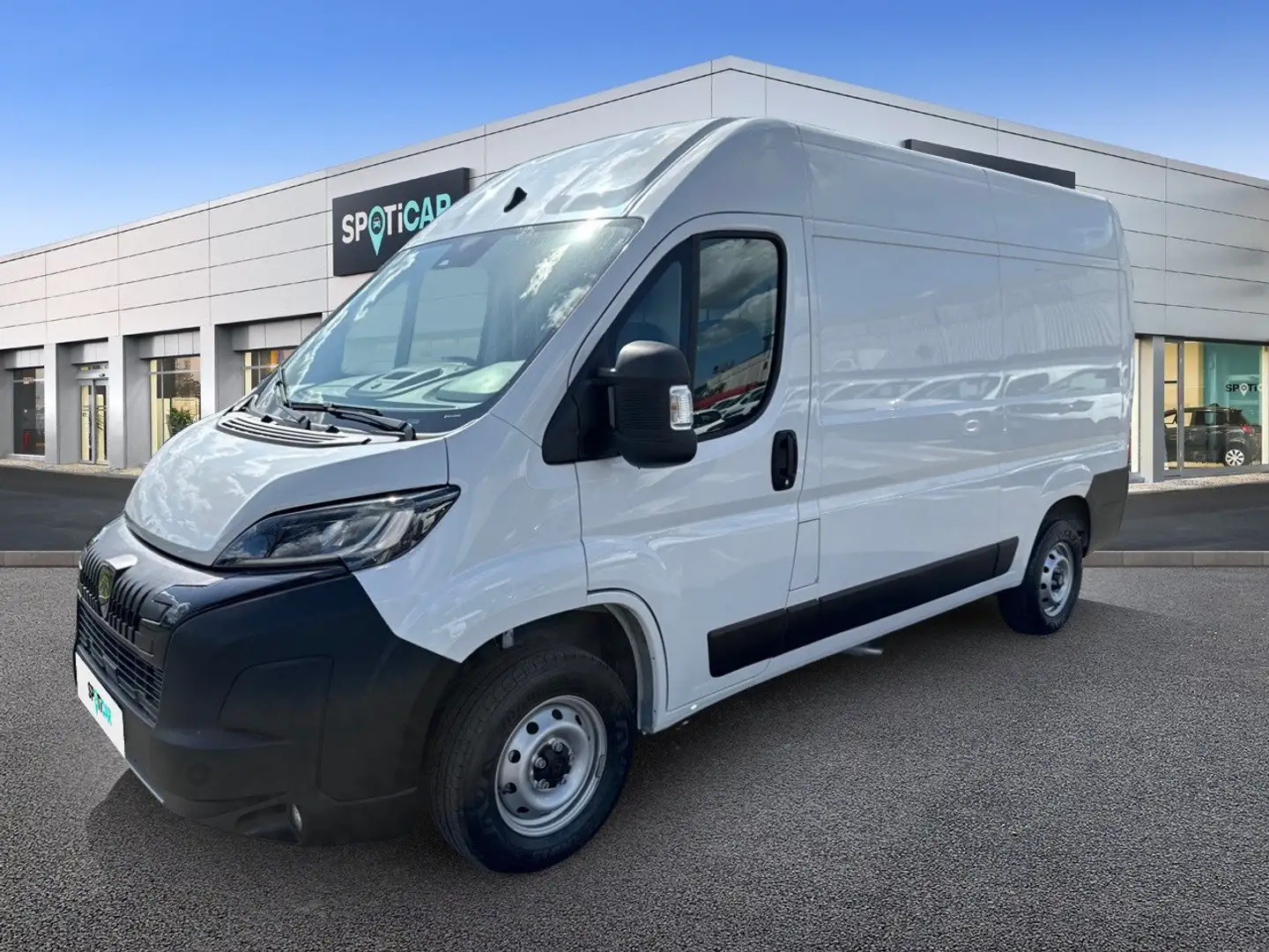 Peugeot Boxer 2.2 BLUEHDI 140 S&S 335 L2H2 Bianco - 1