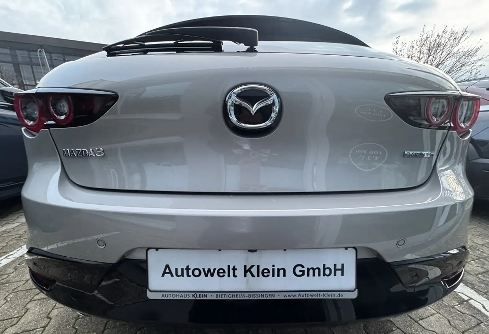 Mazda 3 2.0L e-SKYACTIV G 150ps 6MT FWD Exclusive-line Silber - 2